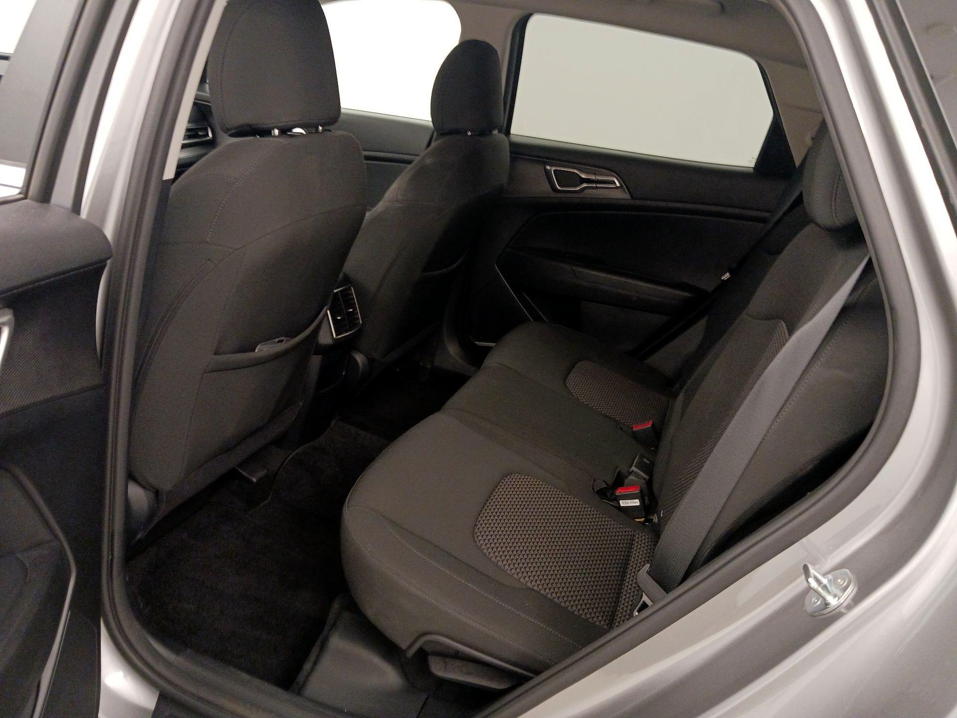 Thumbnail: 2023 Kia Sportage - 19