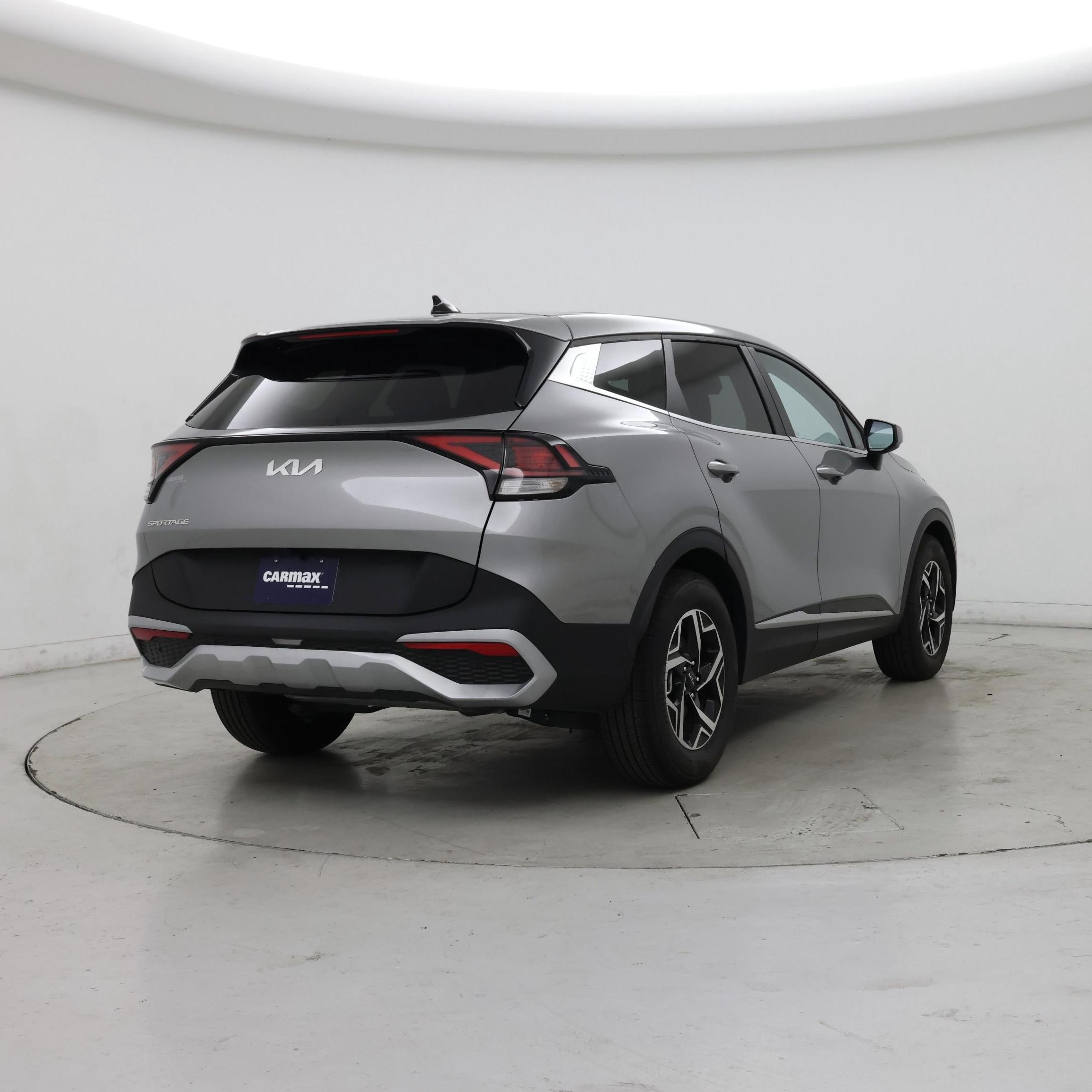 Thumbnail: 2023 Kia Sportage - 8