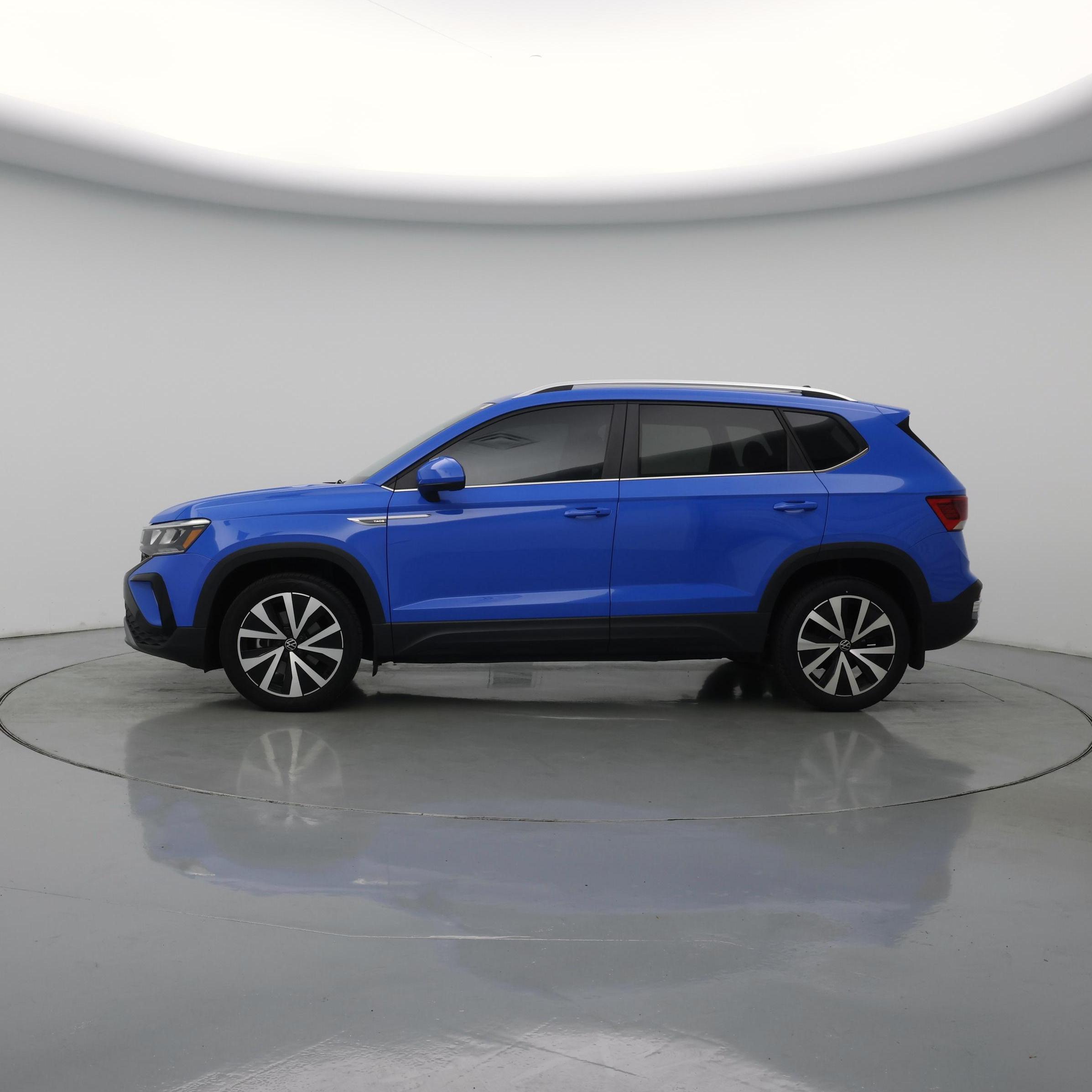 Thumbnail: 2023 Volkswagen Taos - 3