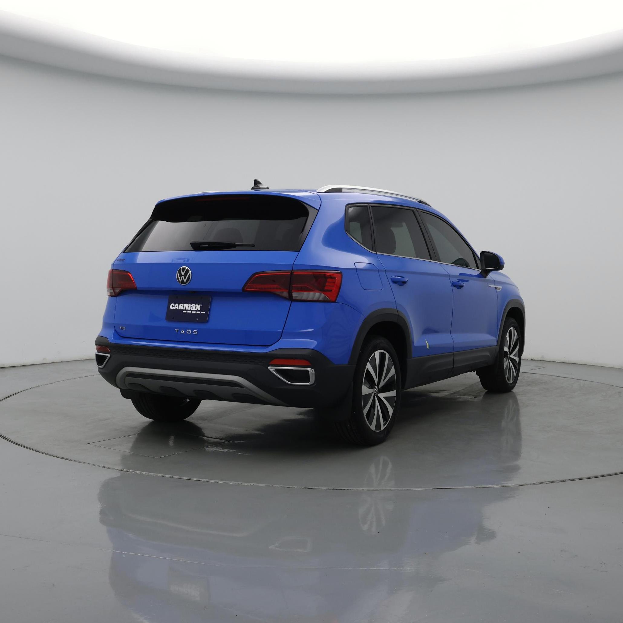 Thumbnail: 2023 Volkswagen Taos - 8