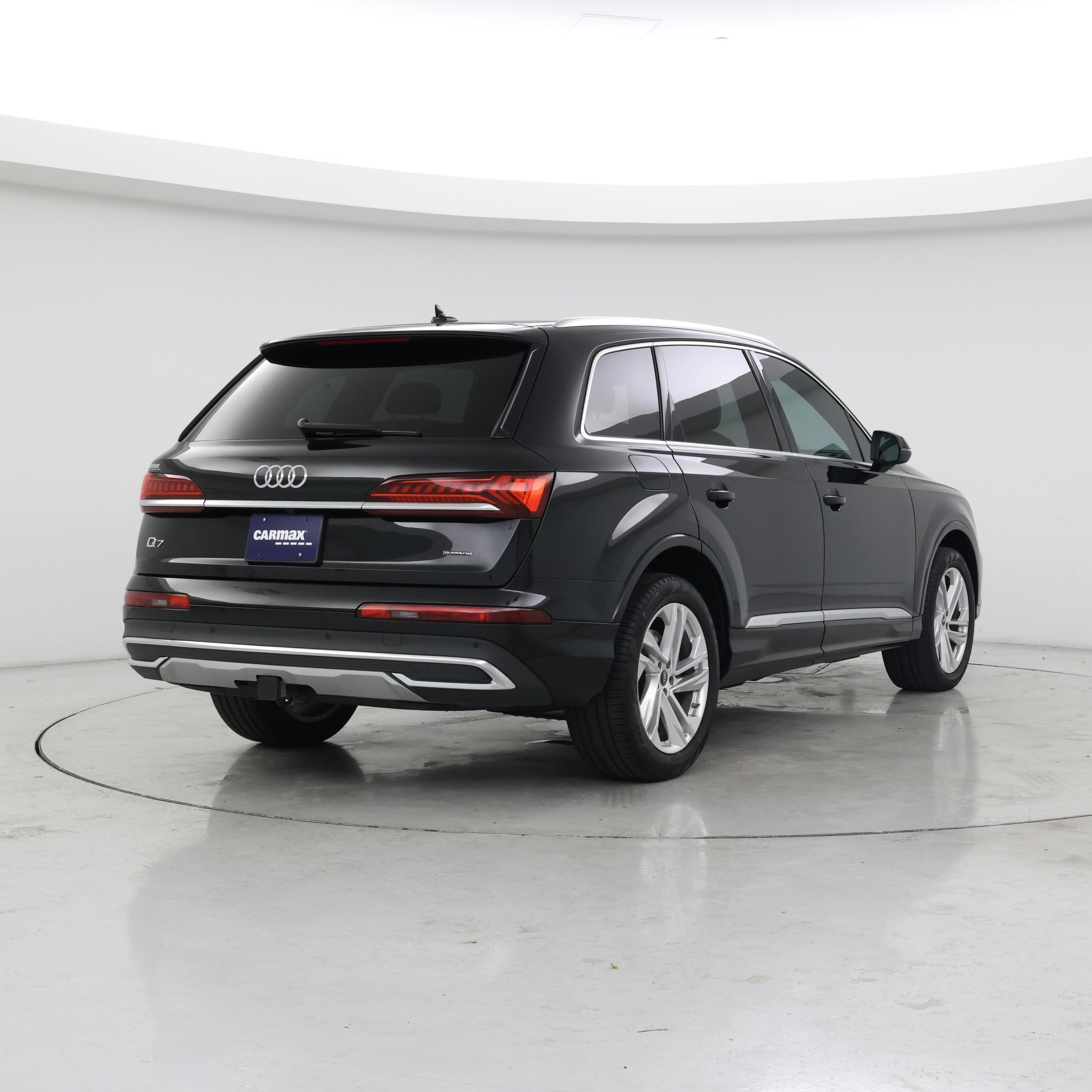 Thumbnail: 2023 Audi Q7 - 8