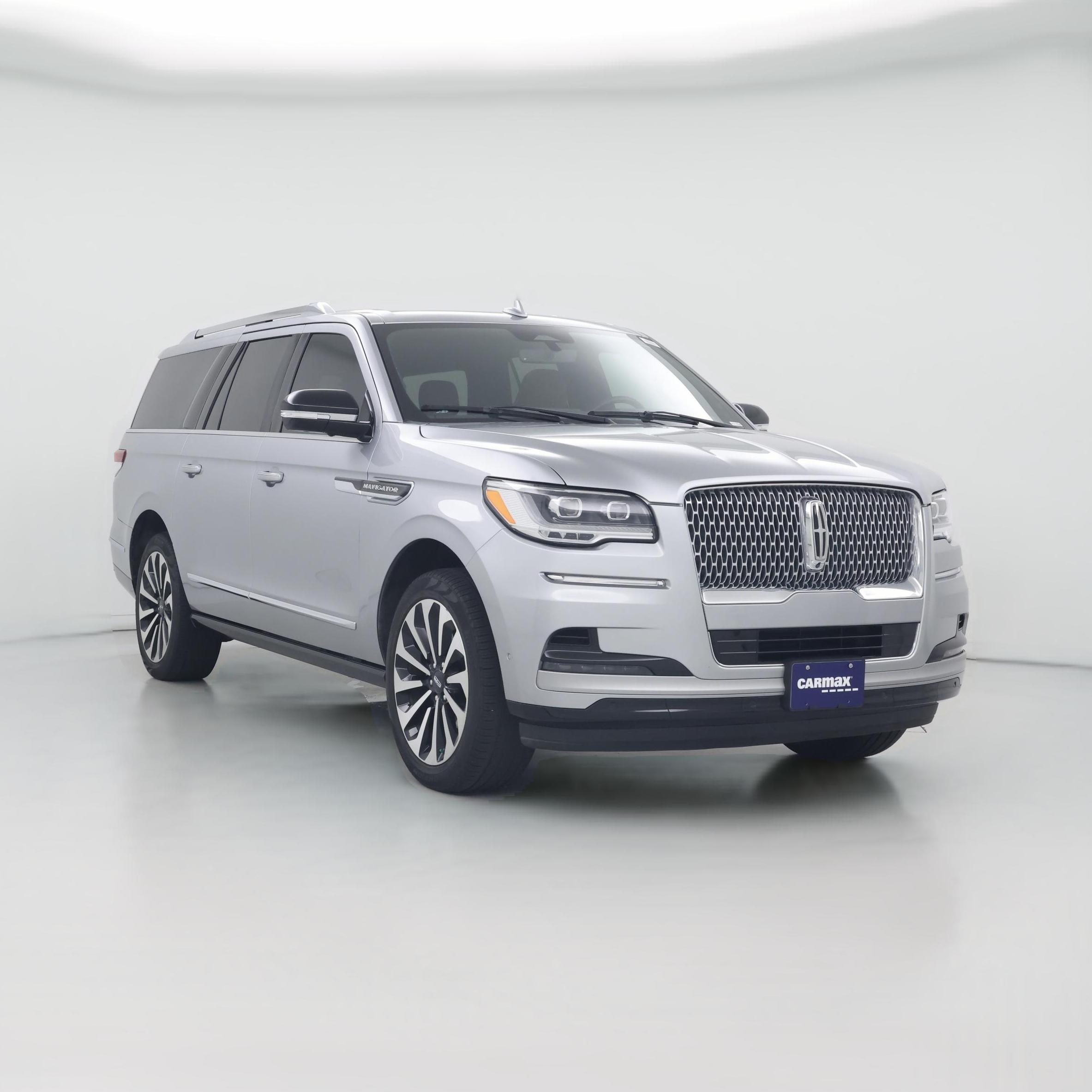 Thumbnail: 2022 Lincoln Navigator L - 1
