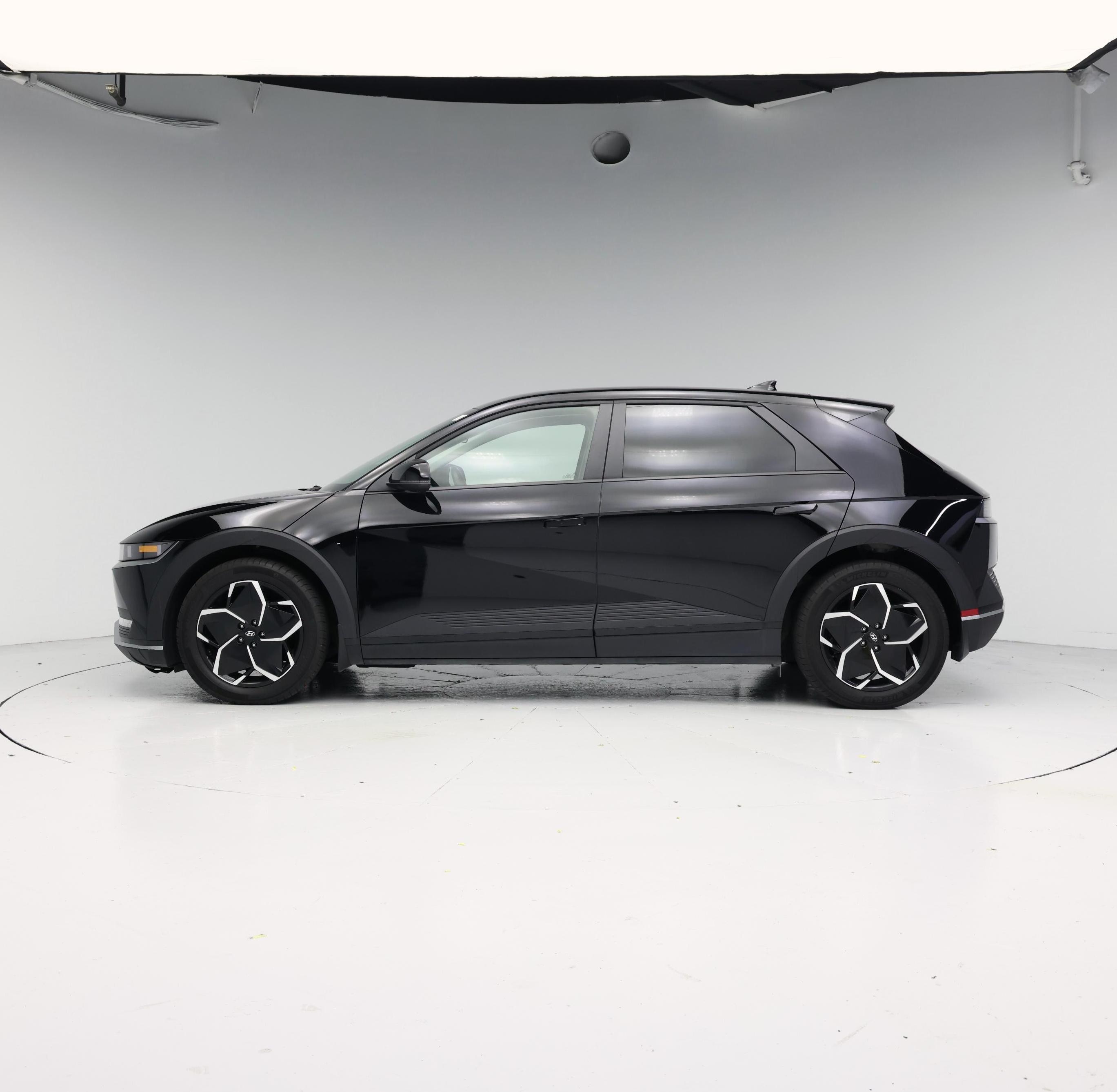 Thumbnail: 2024 Hyundai Ioniq 5 - 3