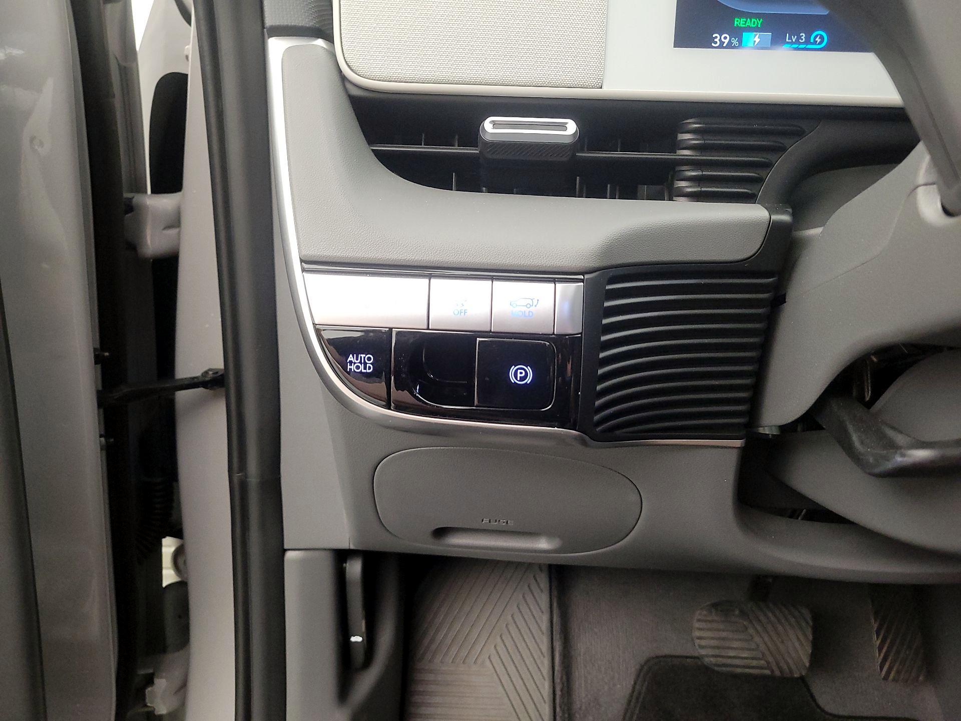 Thumbnail: 2024 Hyundai Ioniq 5 - 13