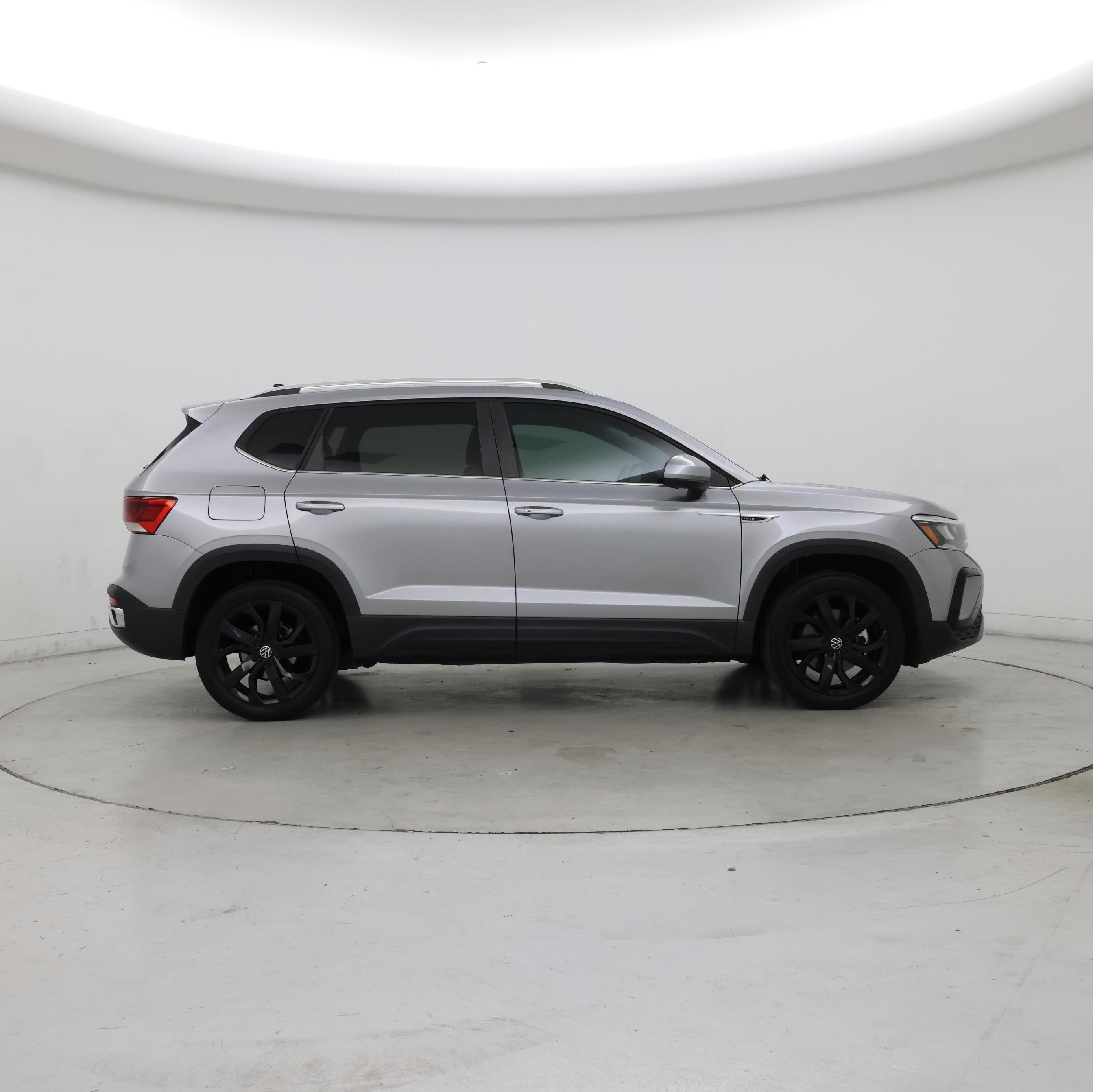 Thumbnail: 2023 Volkswagen Taos - 7