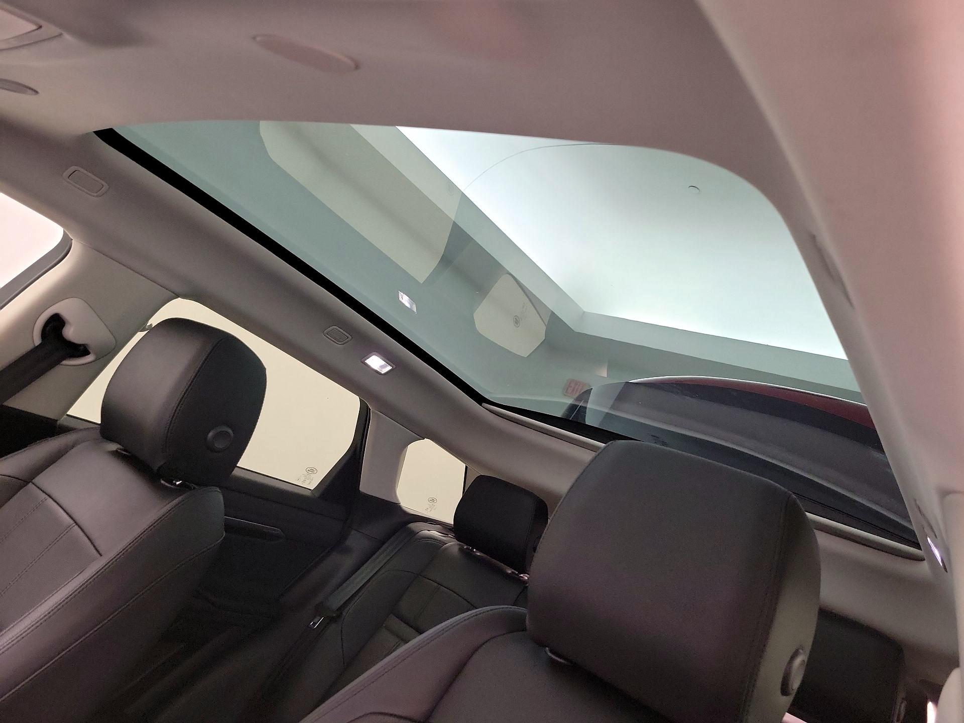 Thumbnail: 2023 Land Rover Range Rover Evoque - 20