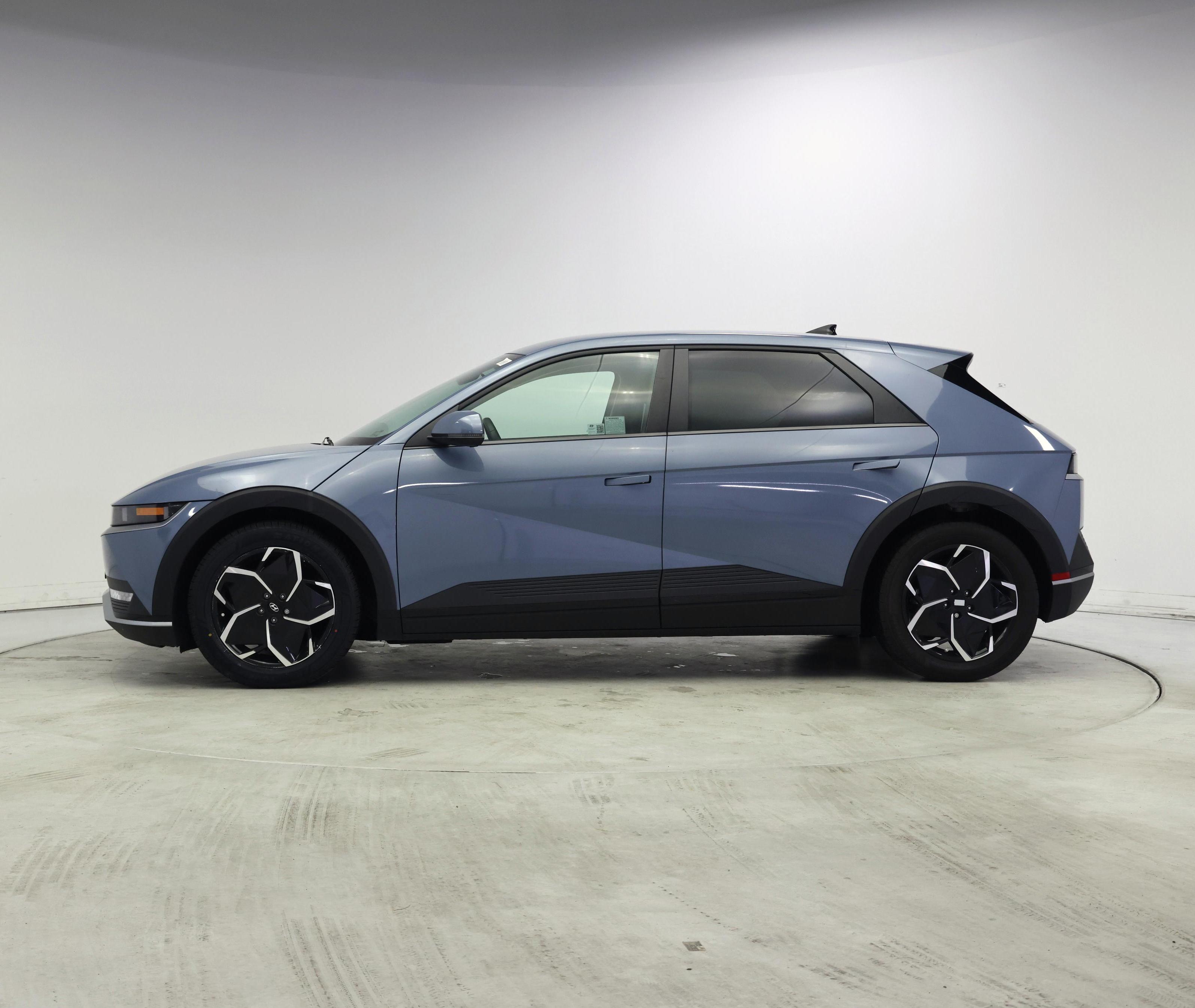 Thumbnail: 2024 Hyundai Ioniq 5 - 3