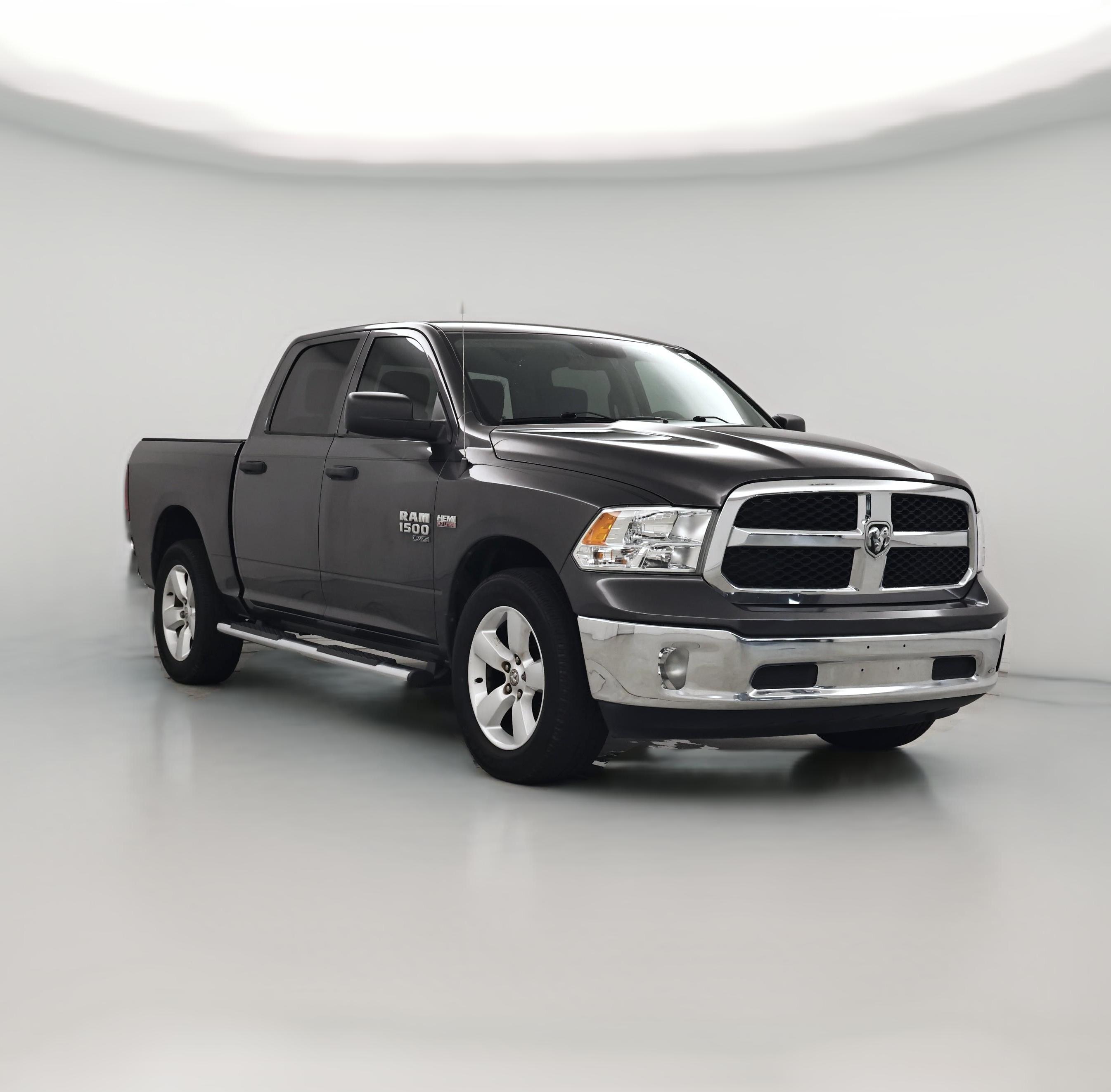 Thumbnail: 2020 RAM 1500 Classic - 1