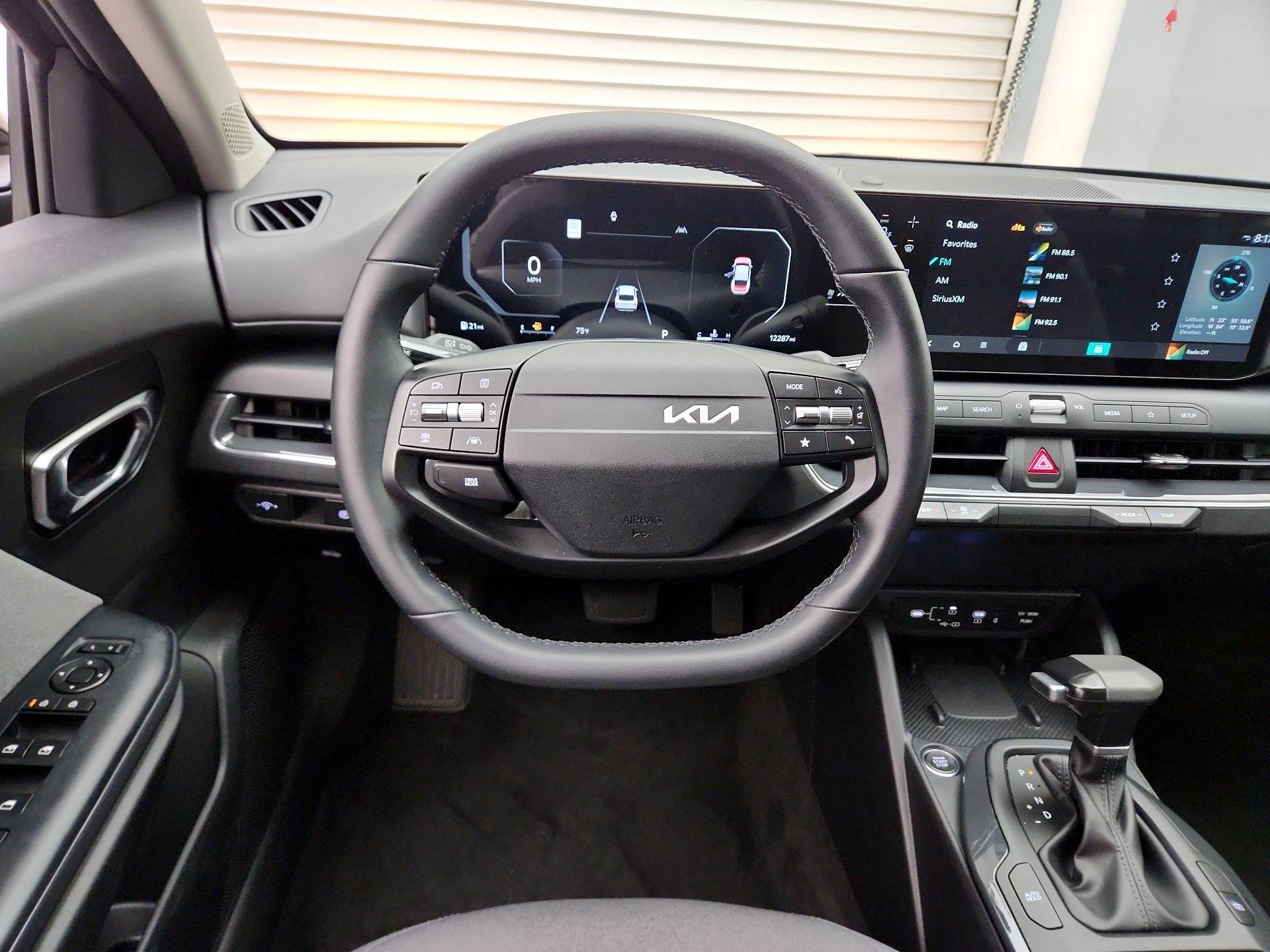 Thumbnail: 2025 Kia K4 - 10