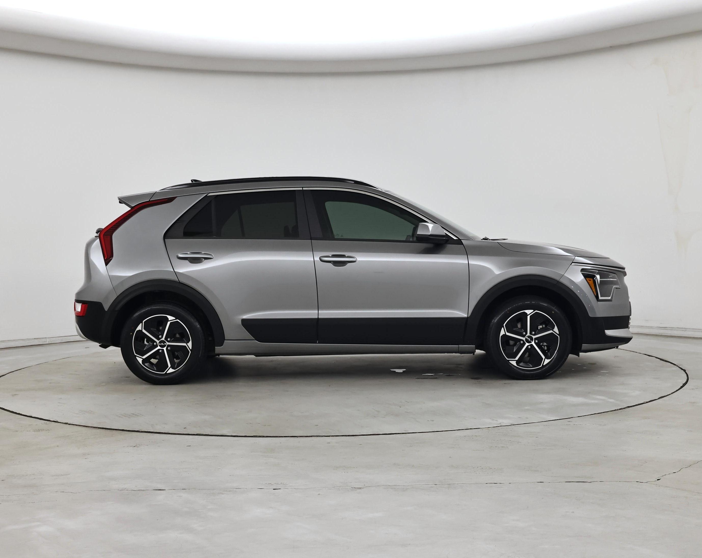 Thumbnail: 2024 Kia Niro - 7