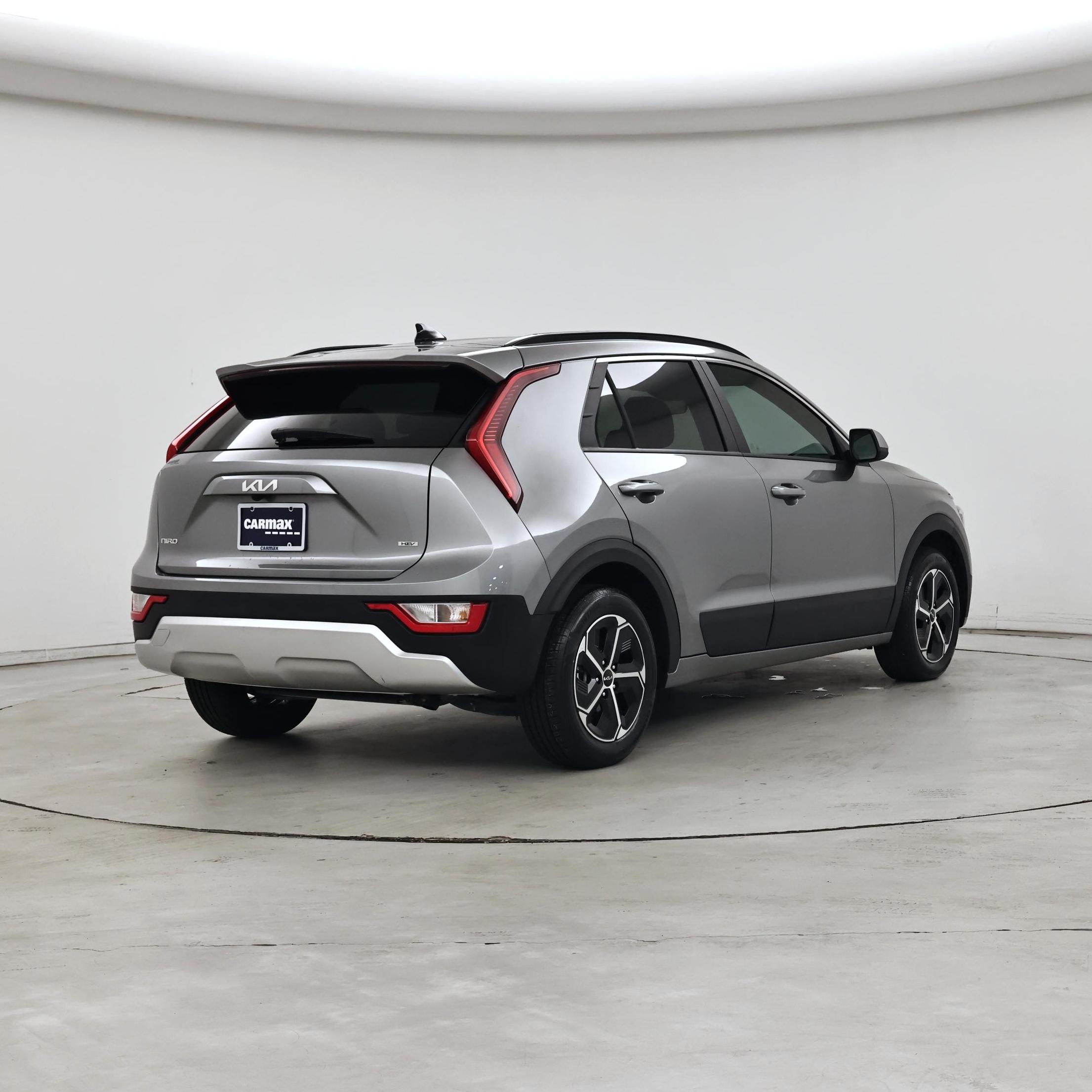Thumbnail: 2024 Kia Niro - 8