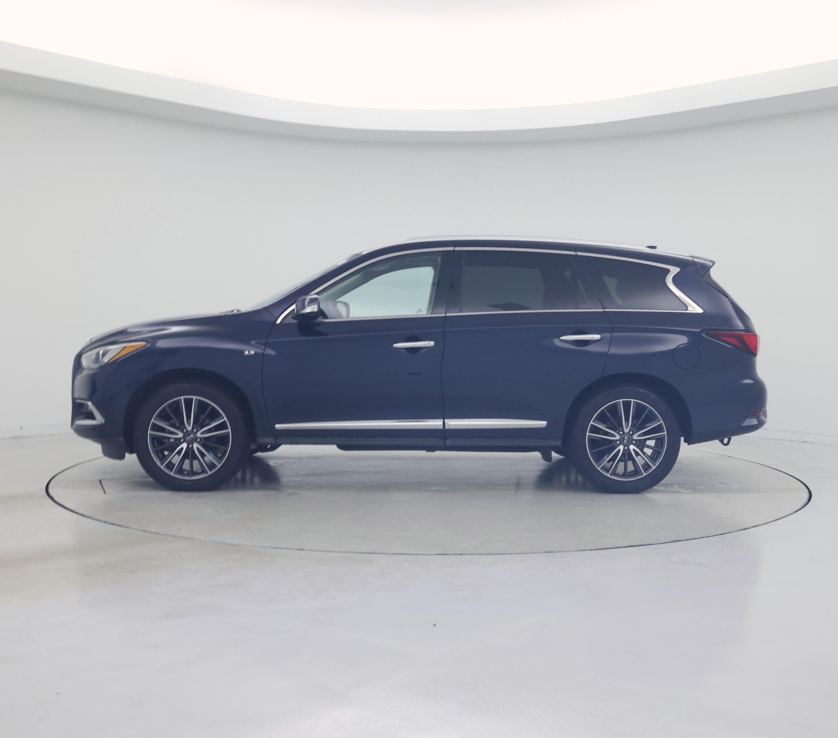 Thumbnail: 2018 INFINITI QX60 - 3