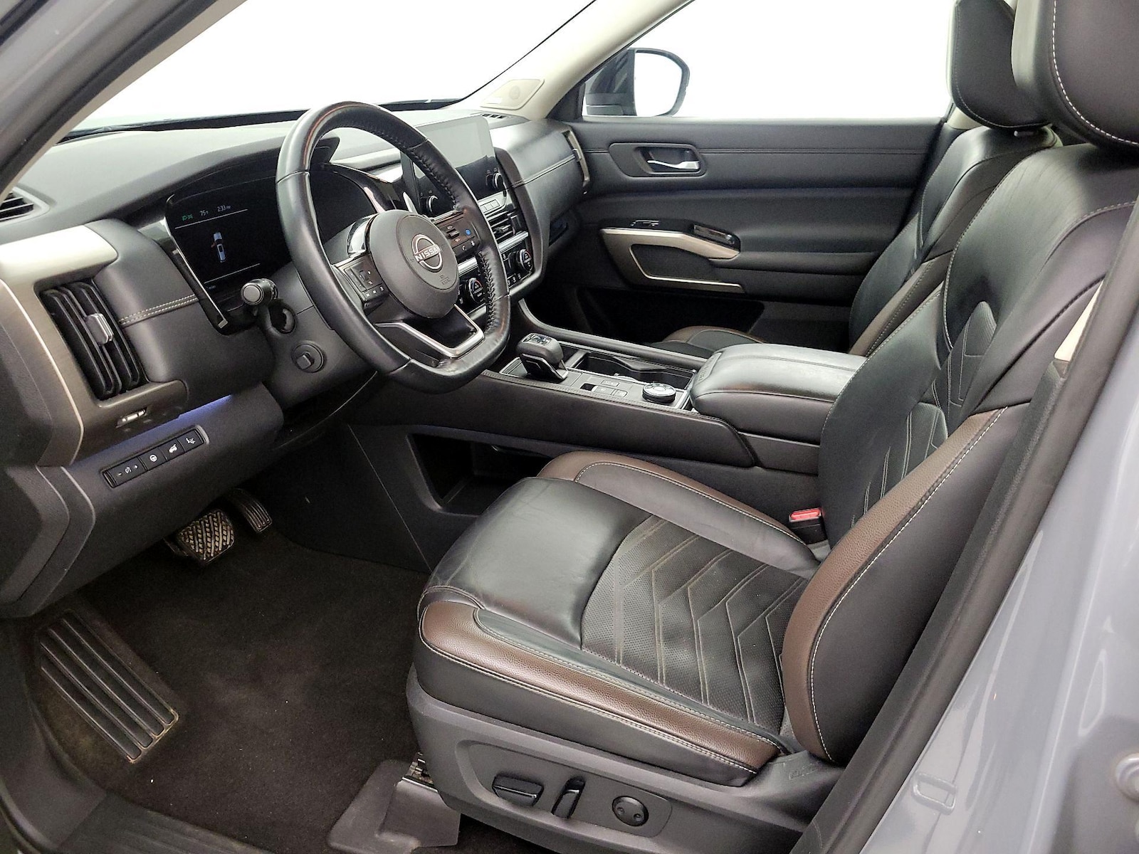 2022 Nissan Pathfinder Platinum - Photo 12