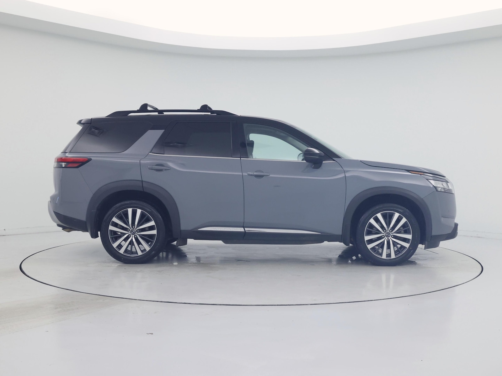 2022 Nissan Pathfinder Platinum - Photo 8