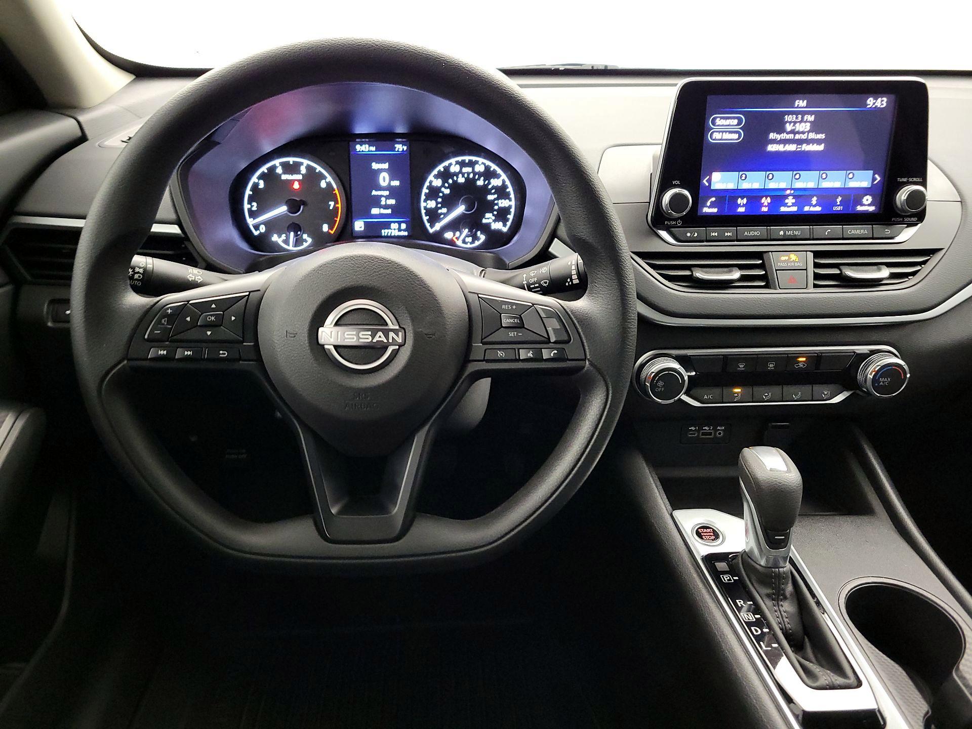 Thumbnail: 2025 Nissan Altima - 10