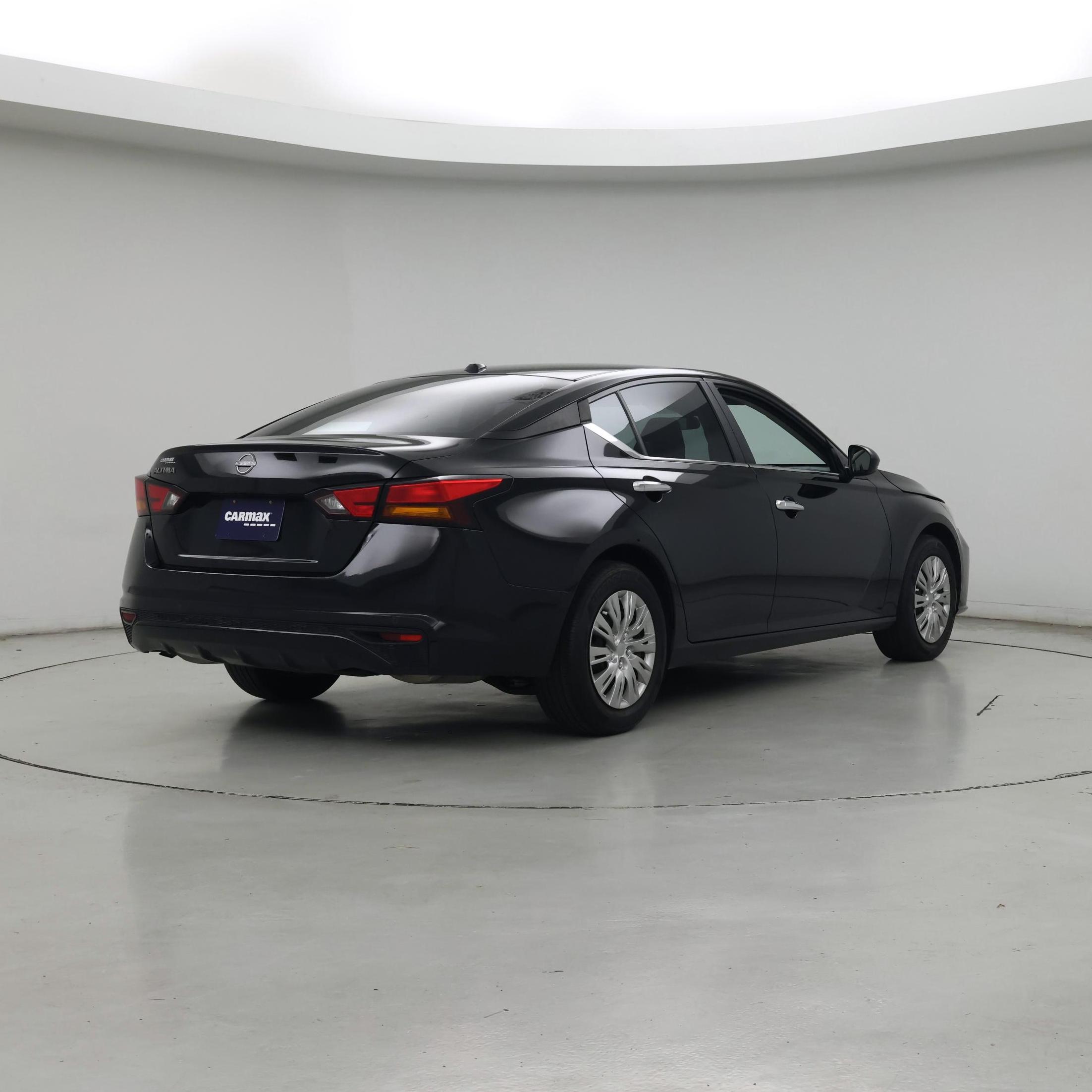 Thumbnail: 2025 Nissan Altima - 8