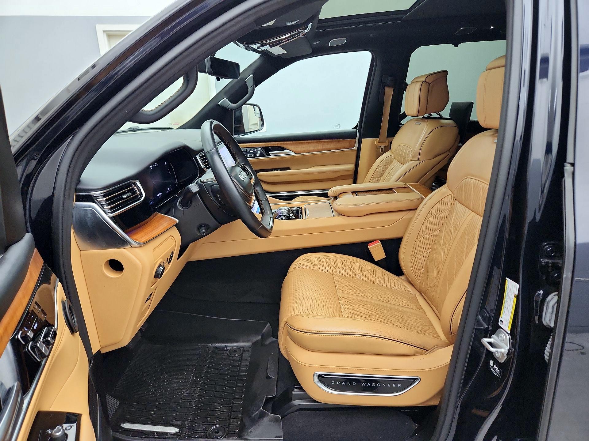 Thumbnail: 2025 Jeep Grand Wagoneer - 11
