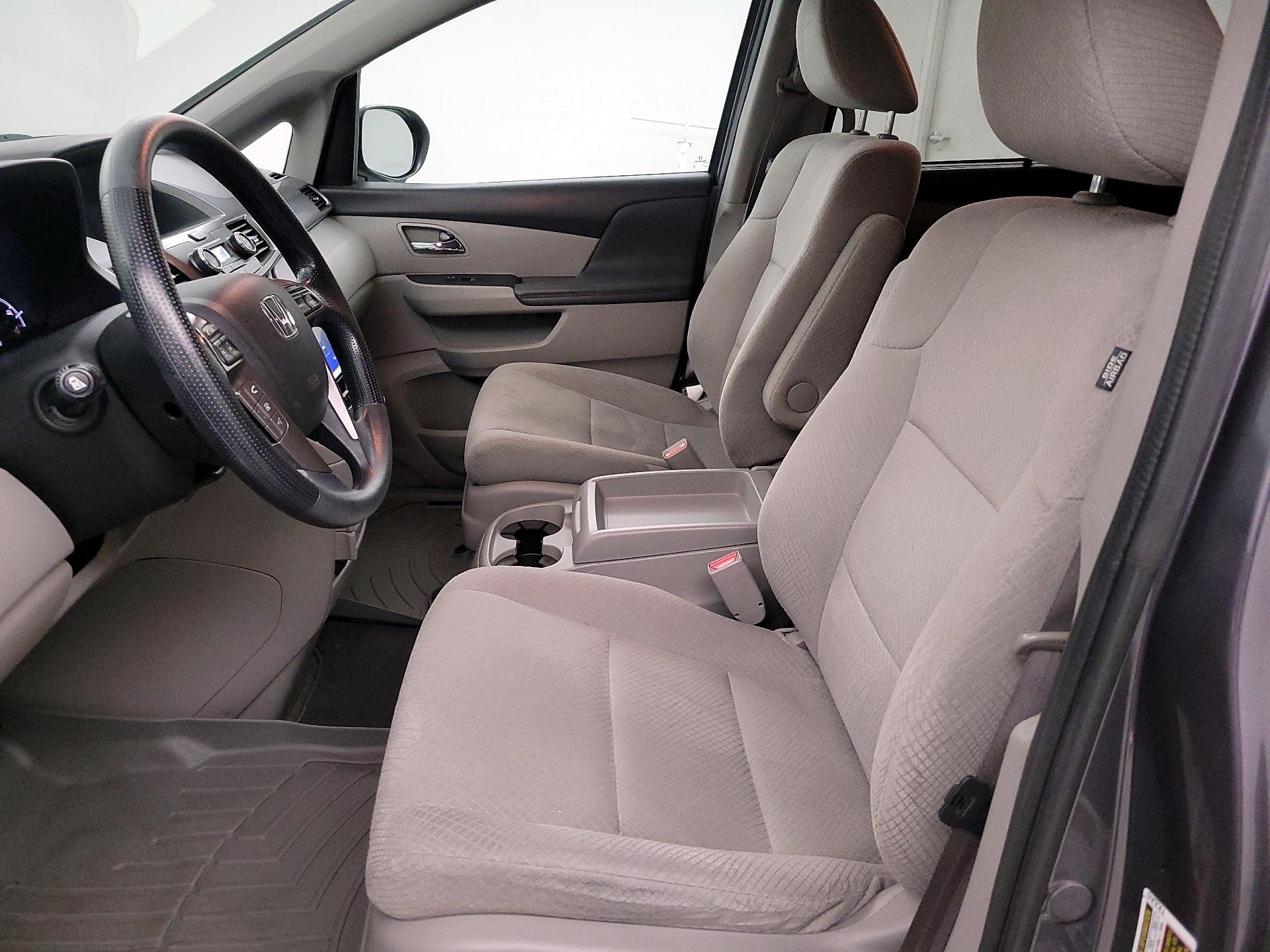 Thumbnail: 2016 Honda Odyssey - 11
