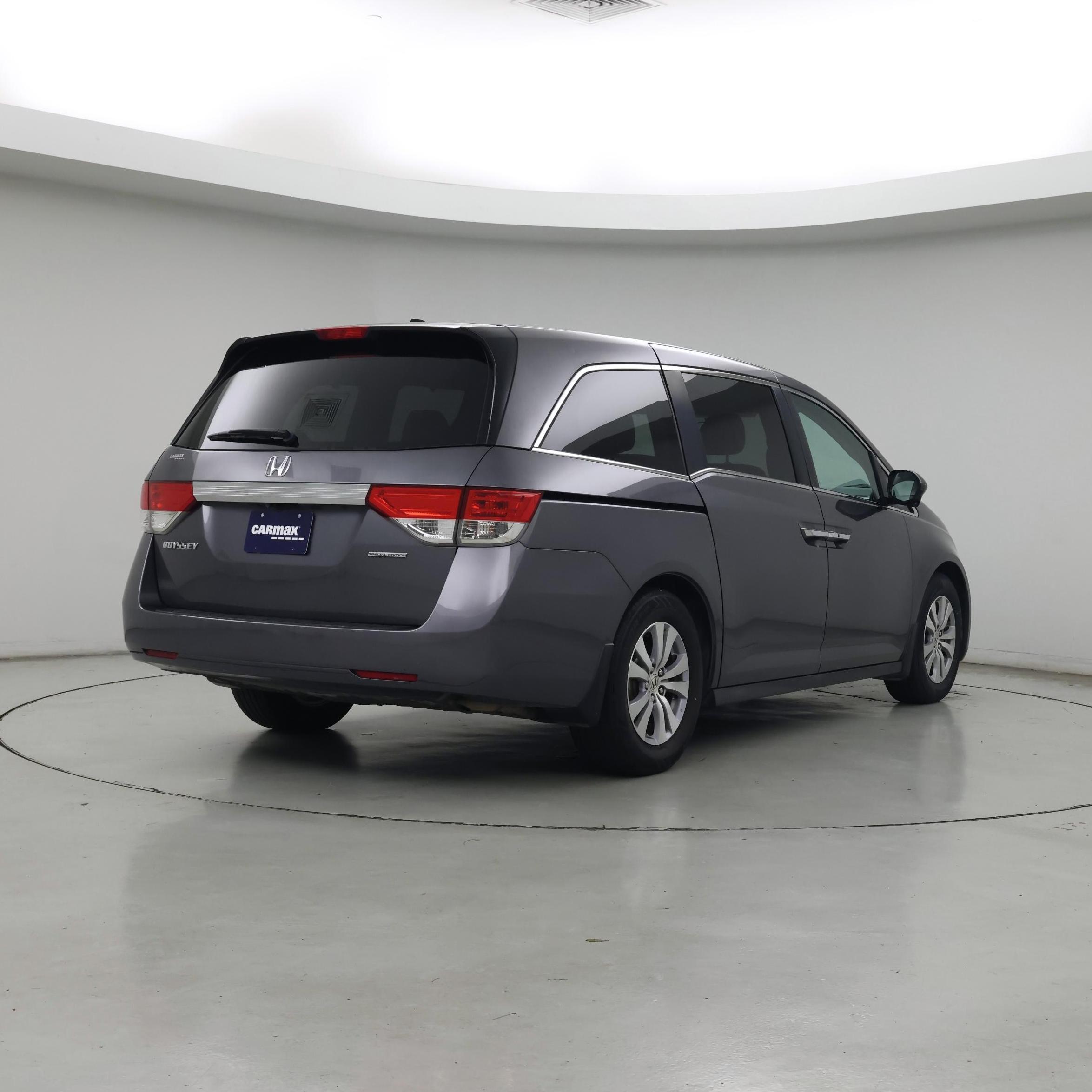 Thumbnail: 2016 Honda Odyssey - 8