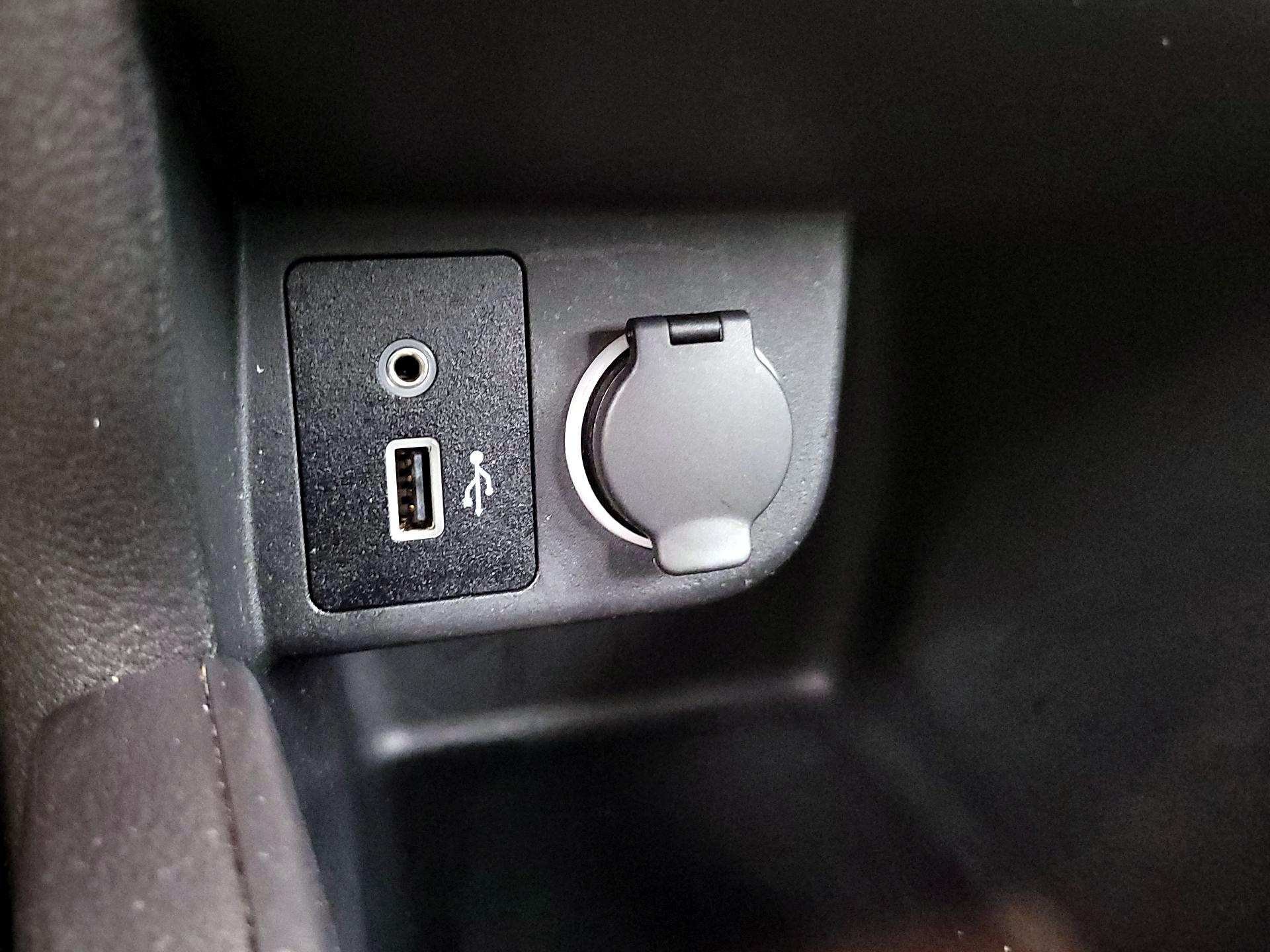 Thumbnail: 2023 Nissan Kicks - 18