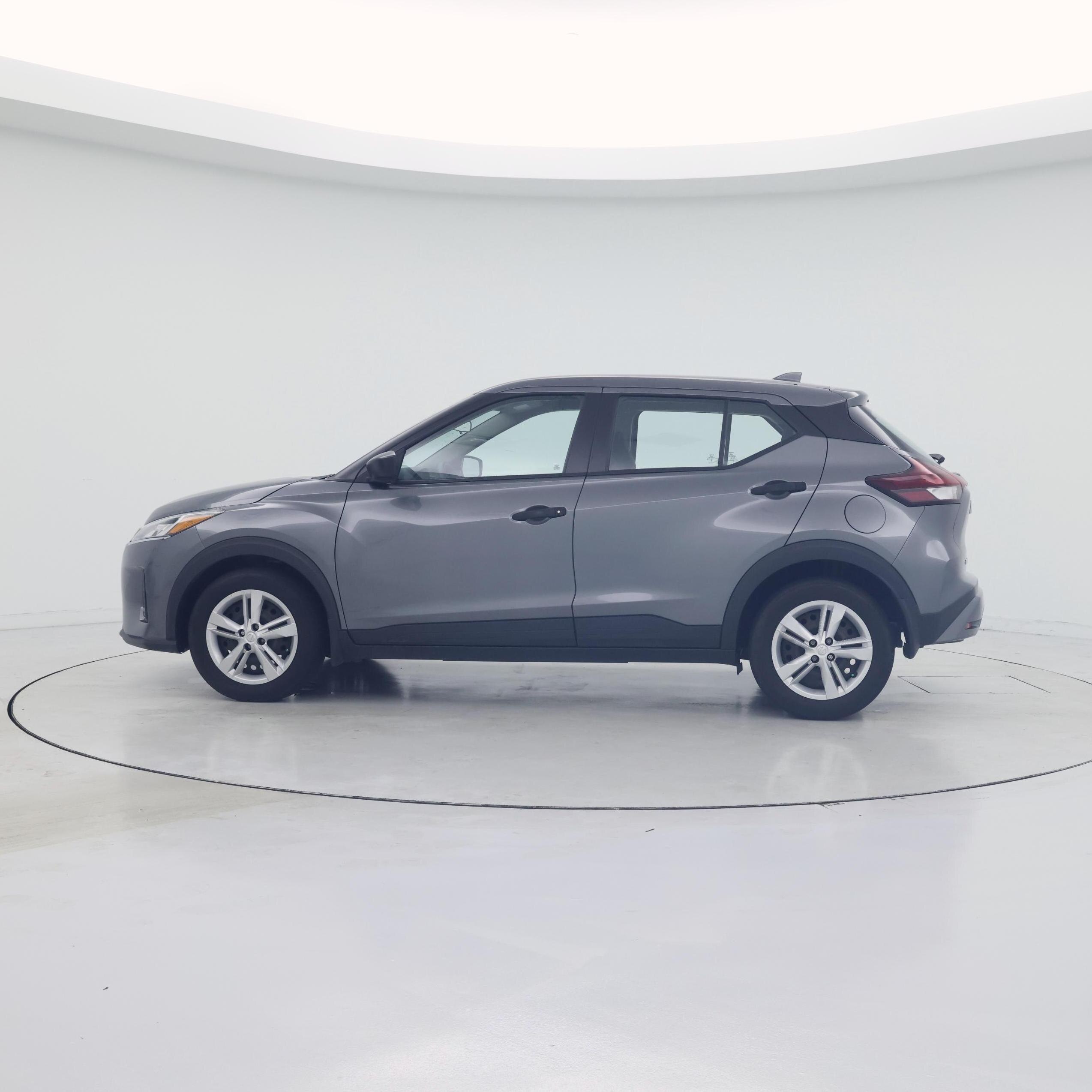 Thumbnail: 2023 Nissan Kicks - 3