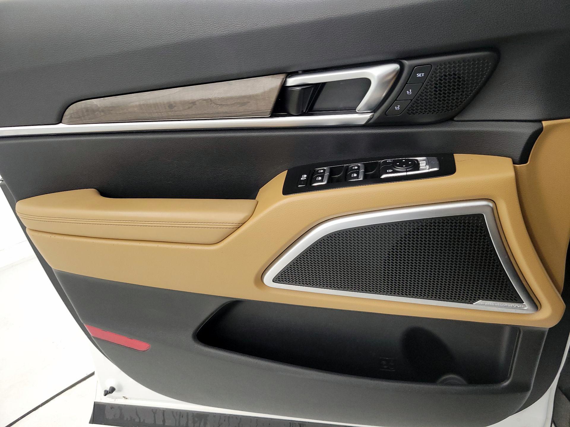 Thumbnail: 2020 Kia Telluride - 12