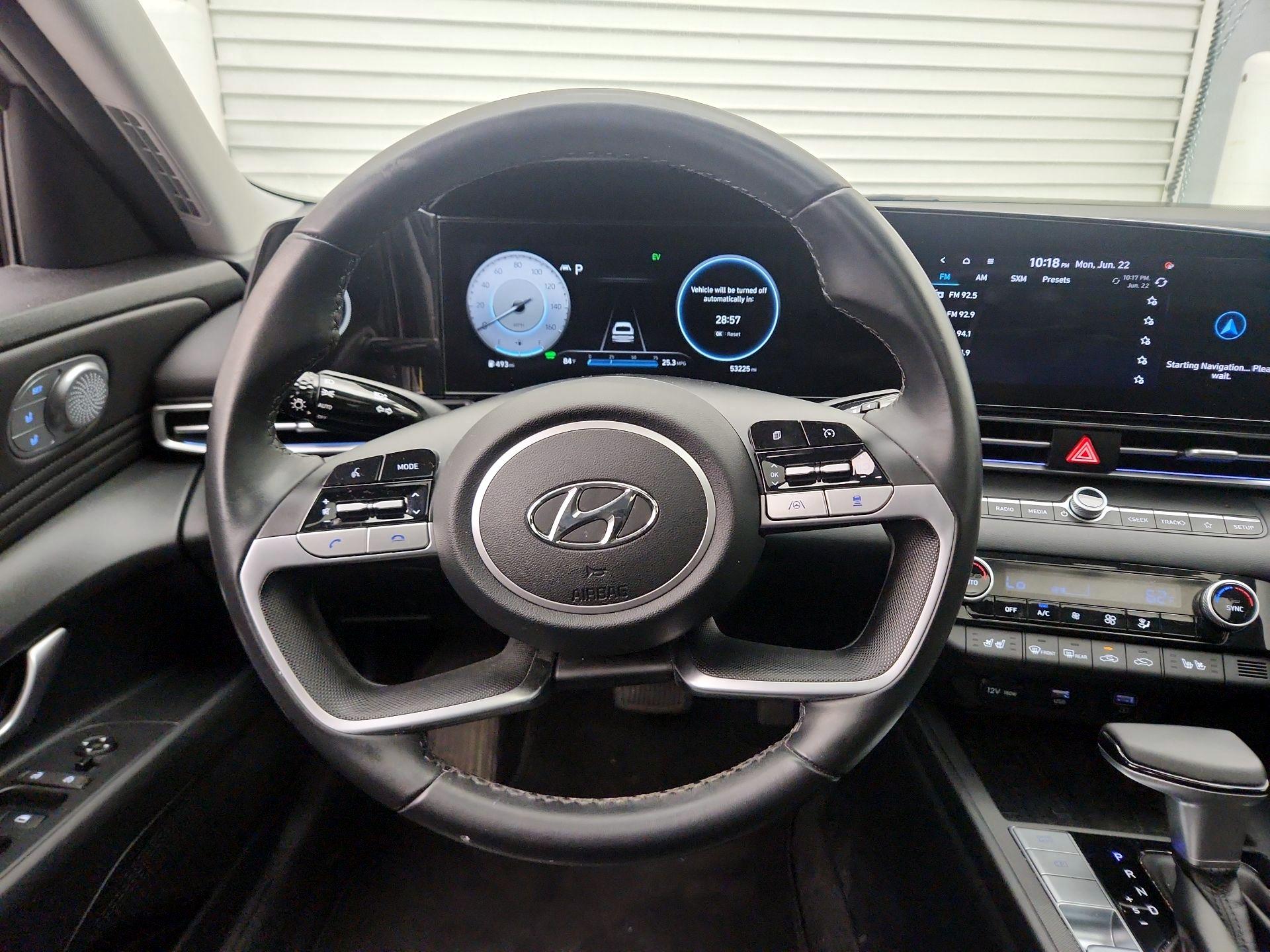 Thumbnail: 2022 Hyundai Elantra - 10
