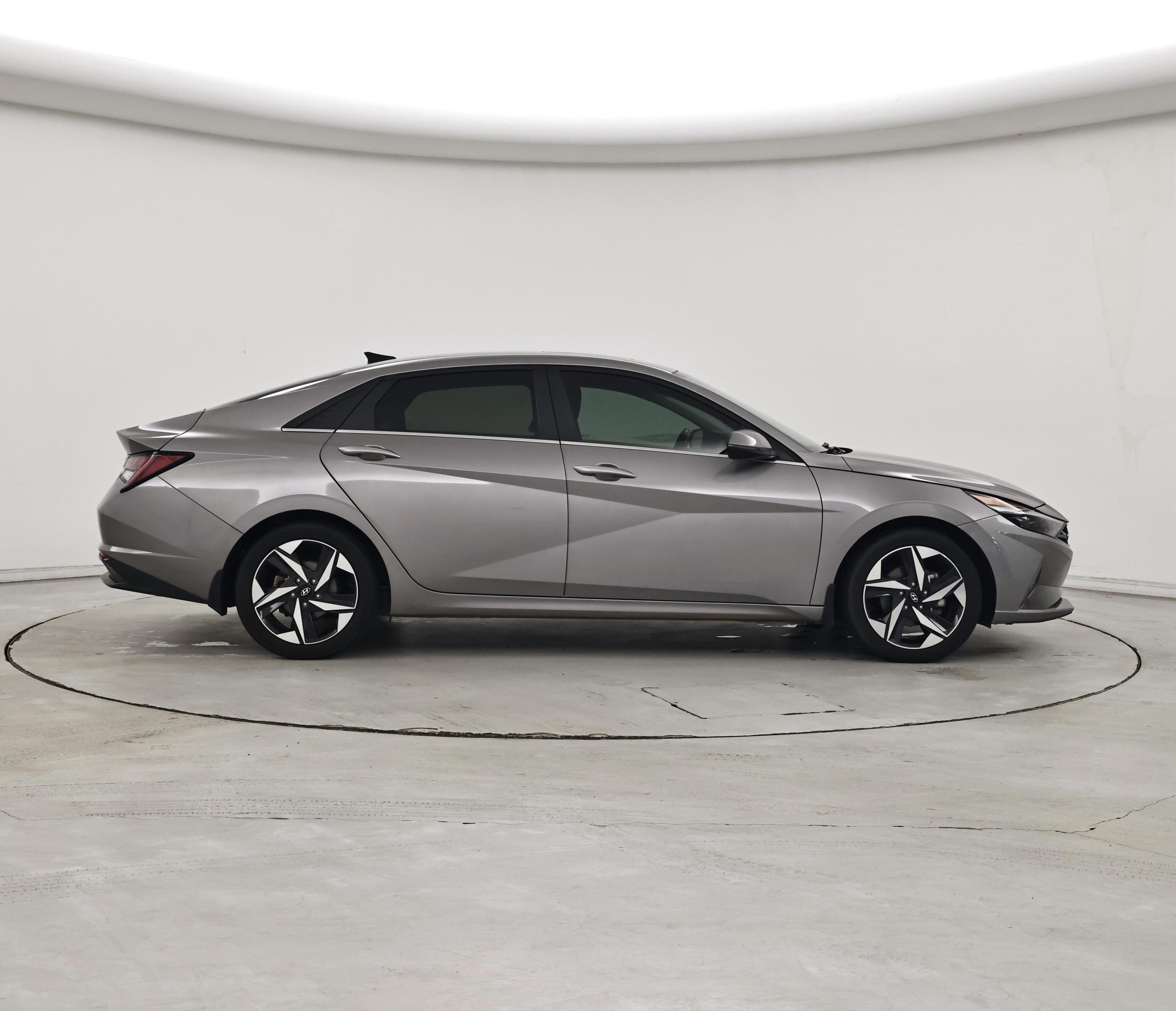 Thumbnail: 2022 Hyundai Elantra - 7