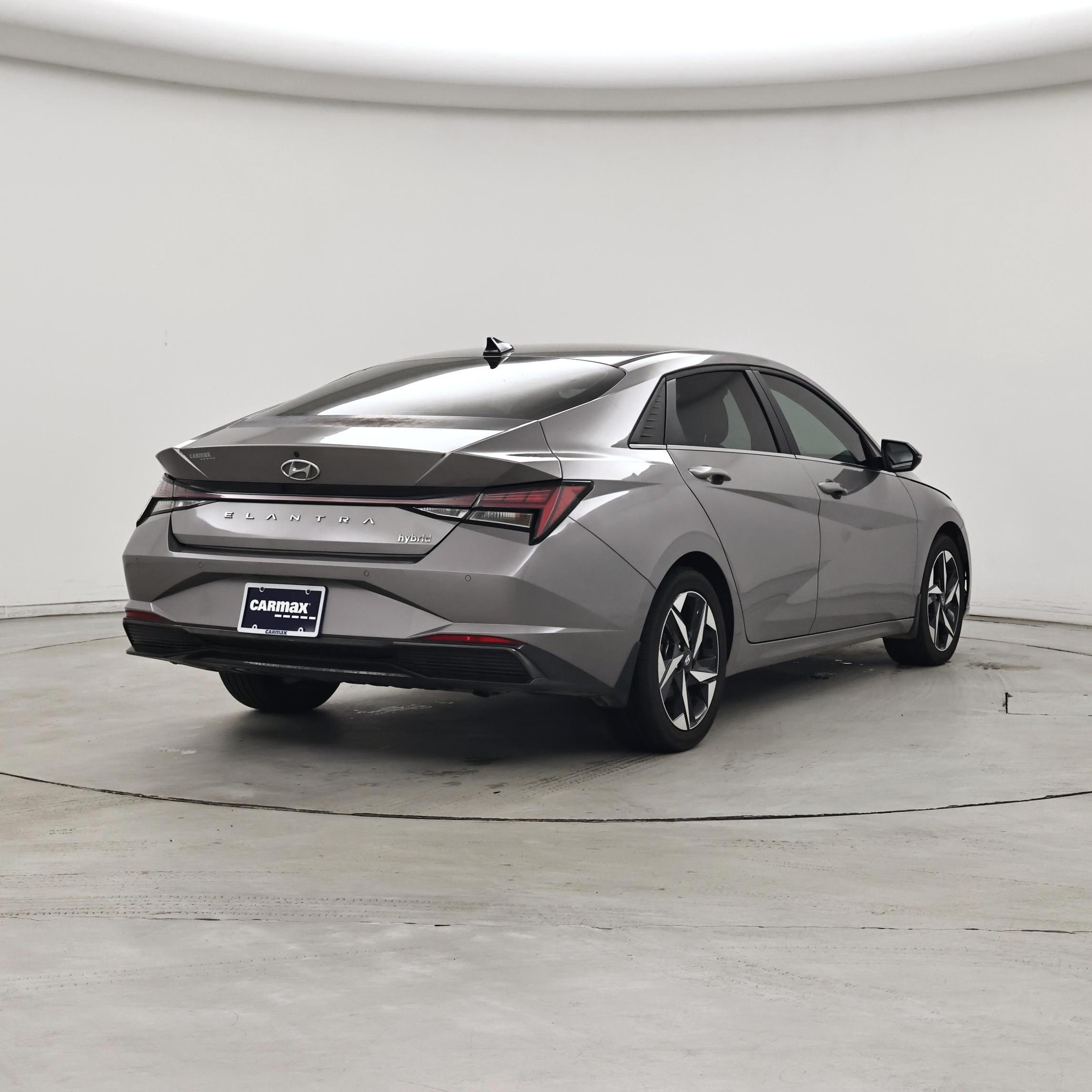 Thumbnail: 2022 Hyundai Elantra - 8