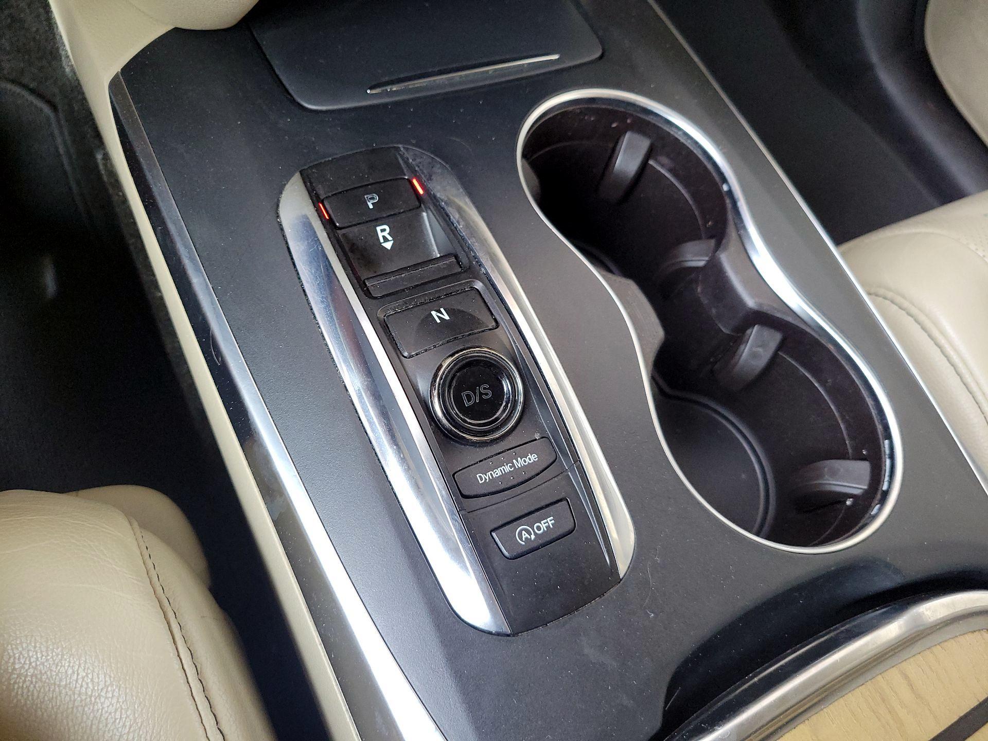 Thumbnail: 2019 Acura MDX - 18