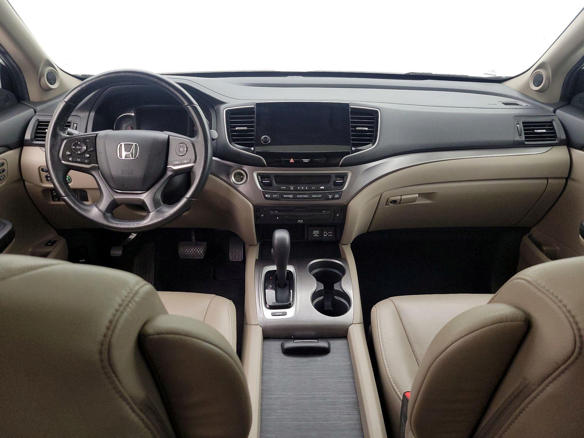 Thumbnail: 2019 Honda Pilot - 9