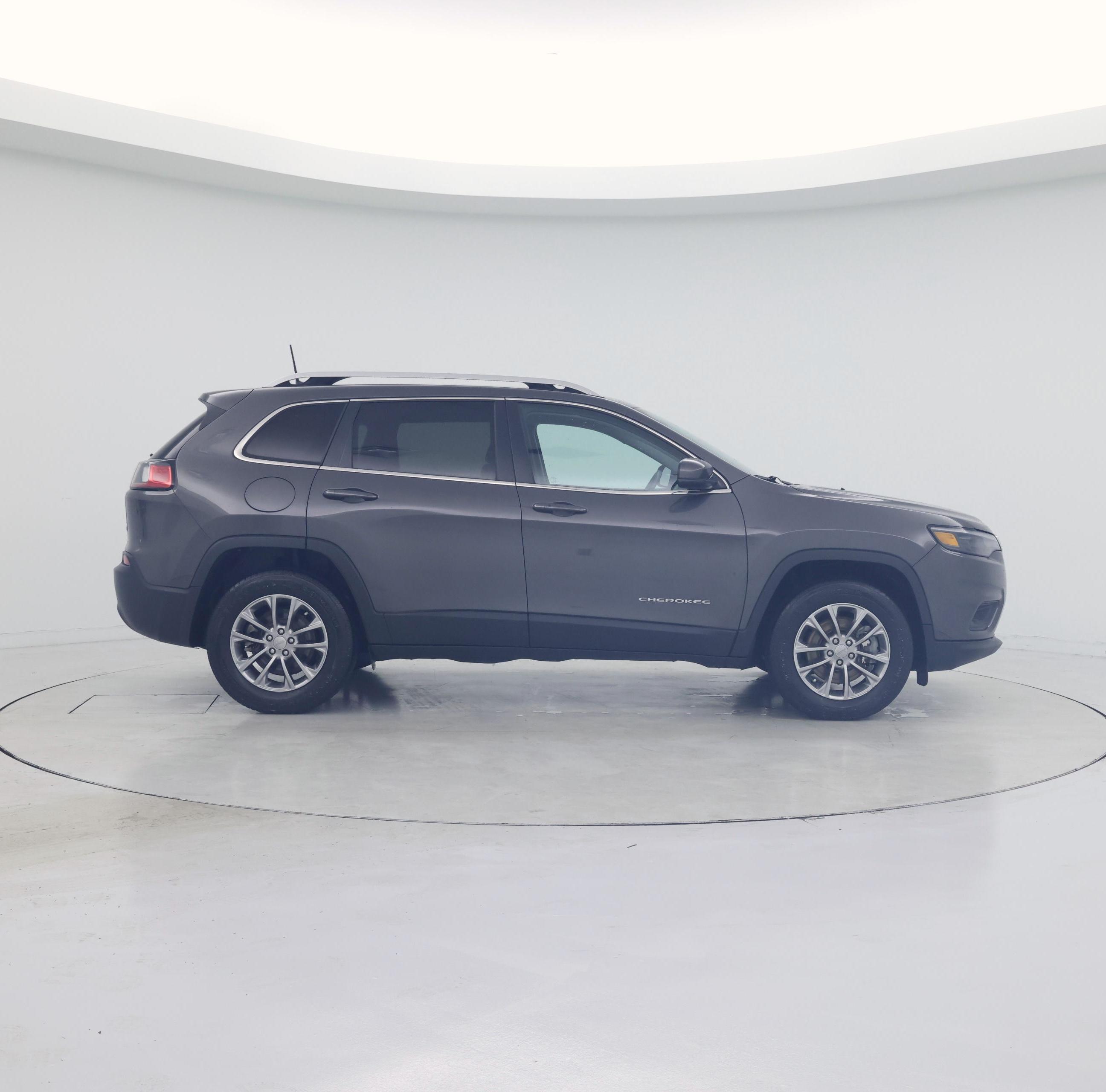 Thumbnail: 2019 Jeep Cherokee - 7