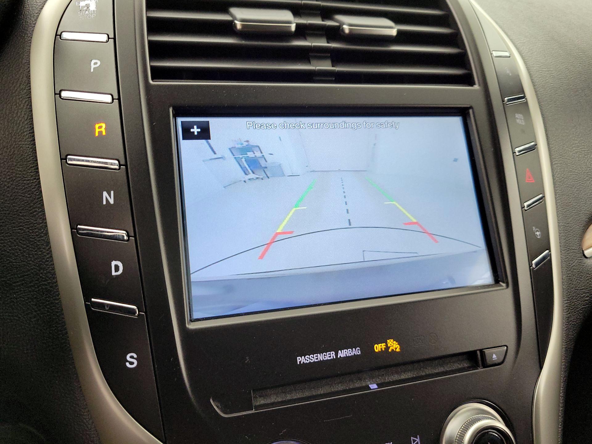 Thumbnail: 2019 Lincoln MKC - 15