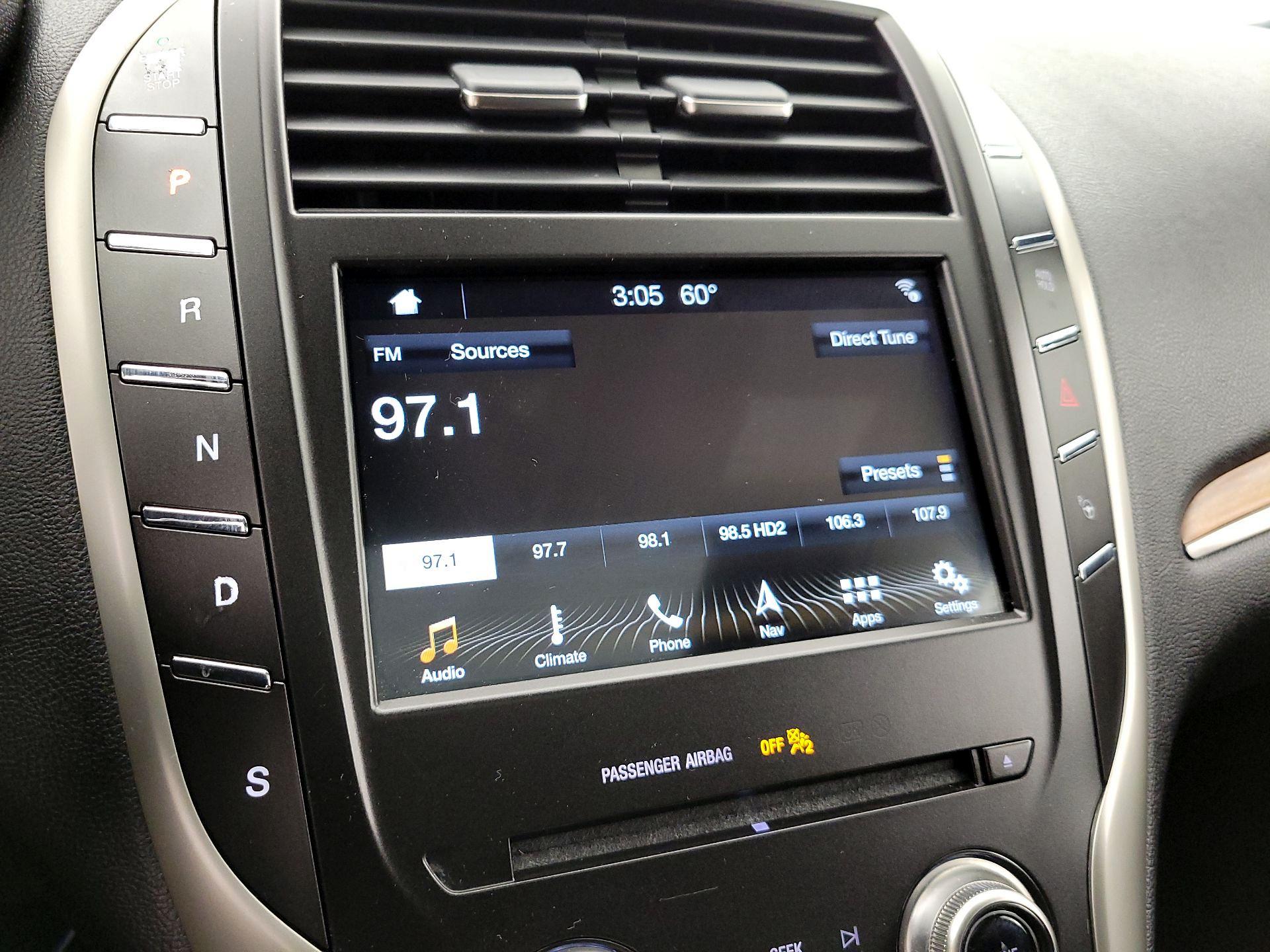Thumbnail: 2019 Lincoln MKC - 16