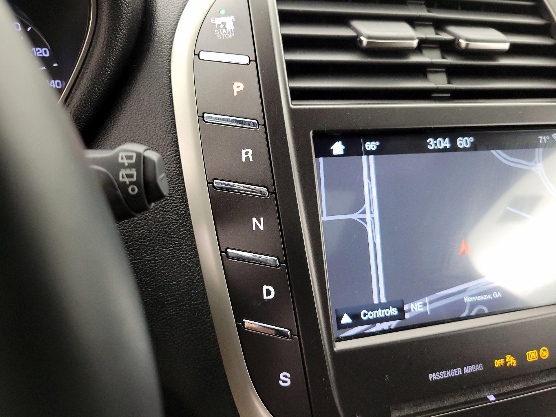 Thumbnail: 2019 Lincoln MKC - 18
