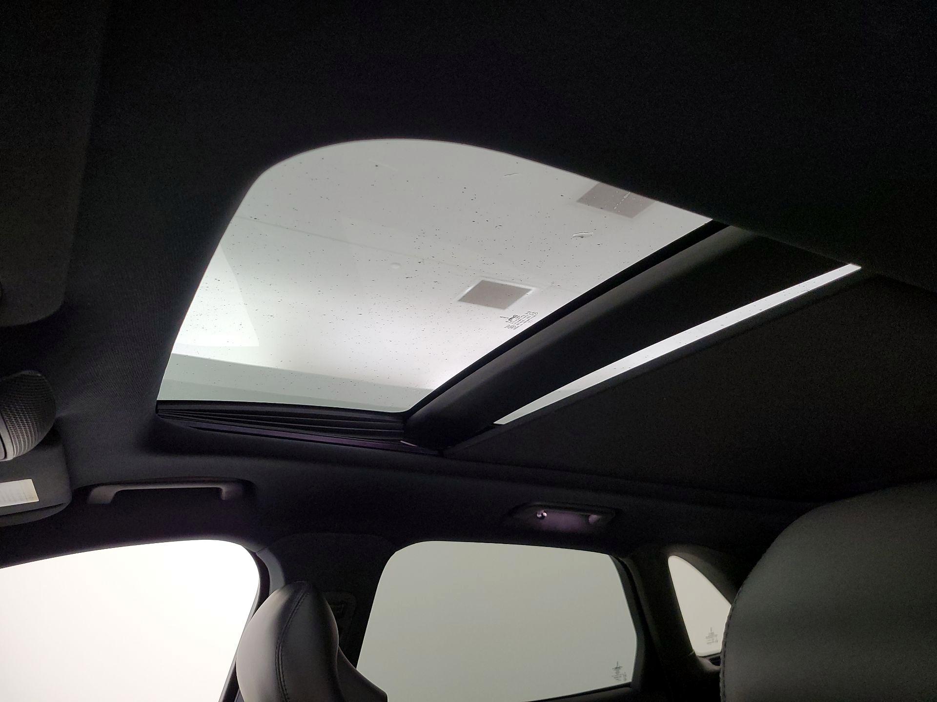 Thumbnail: 2019 Lincoln MKC - 20