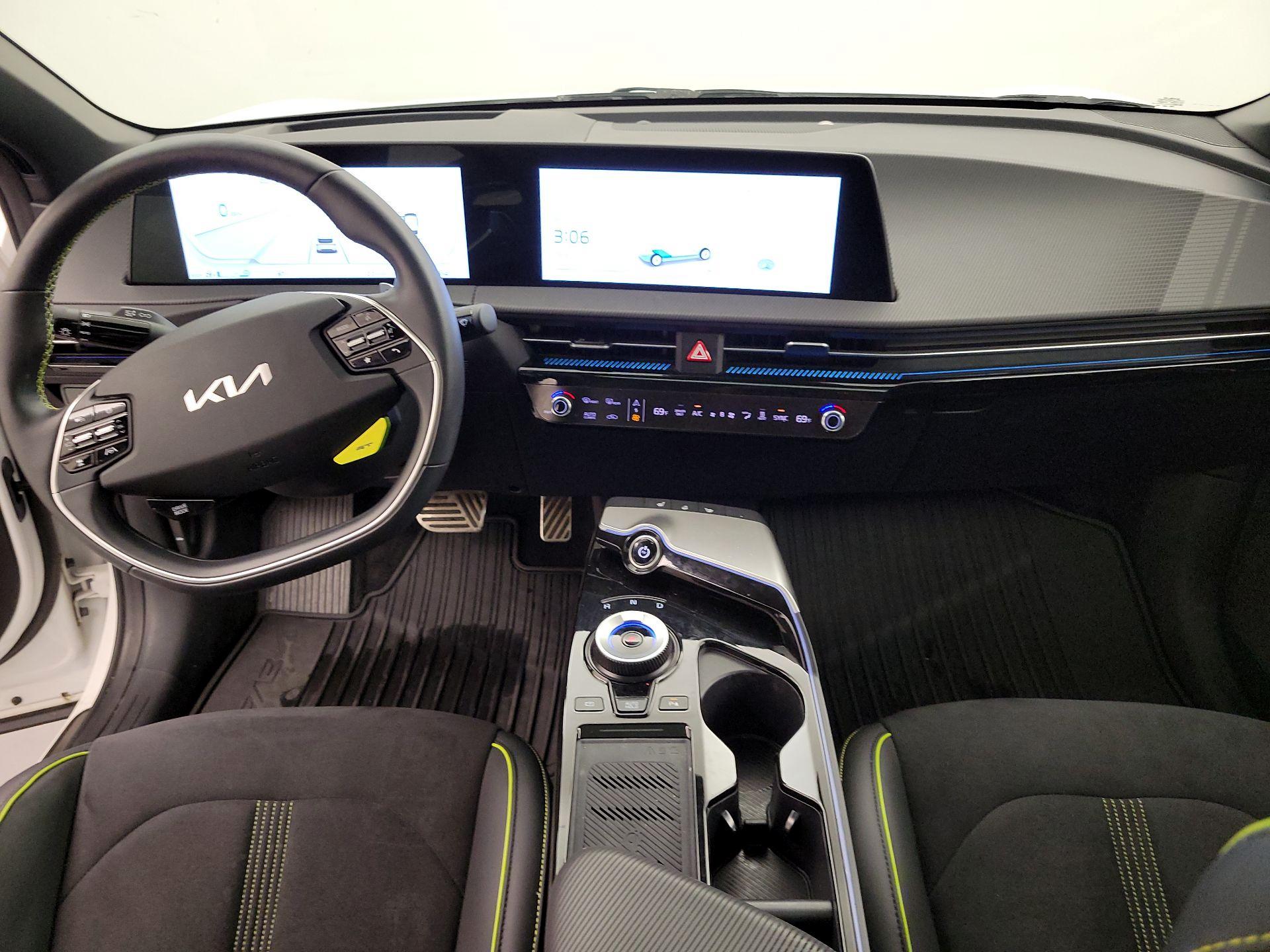 Thumbnail: 2023 Kia EV6 - 9