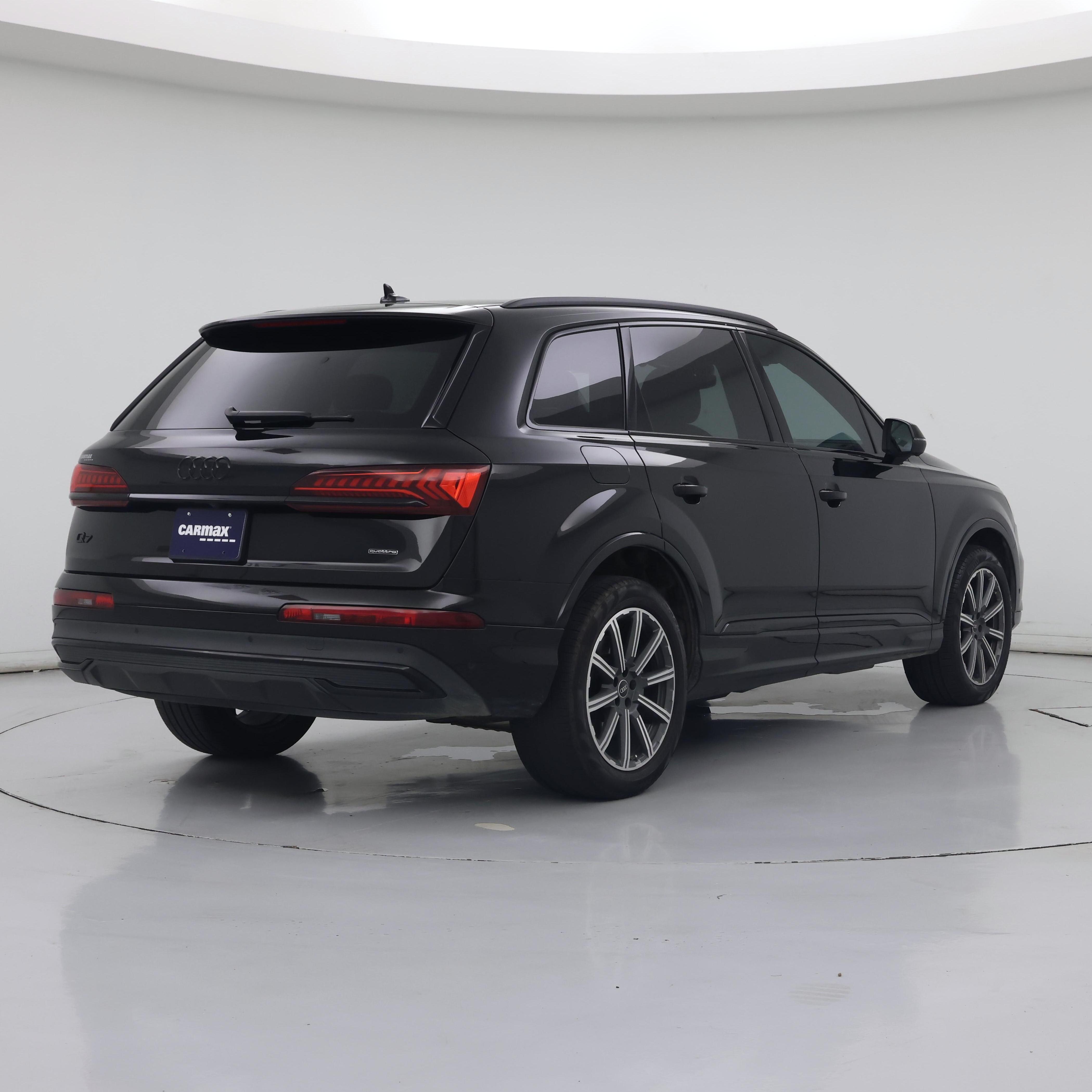 Thumbnail: 2023 Audi Q7 - 8
