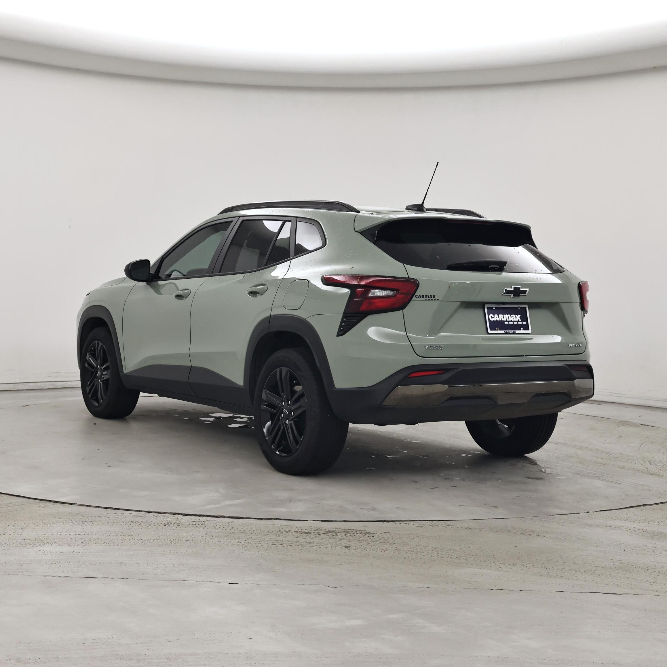 Thumbnail: 2025 Chevrolet Trax - 2