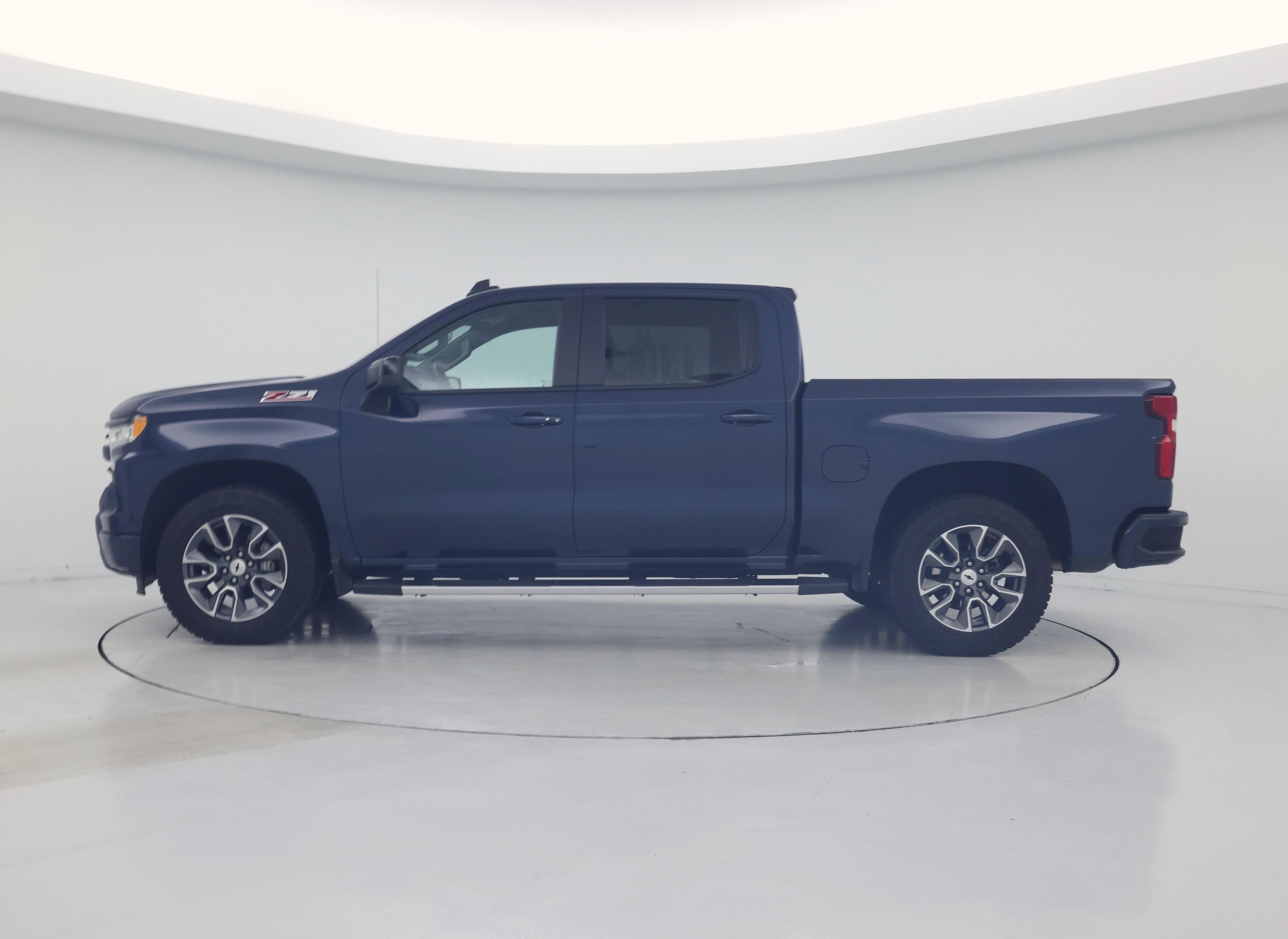 Thumbnail: 2023 Chevrolet Silverado 1500 - 3