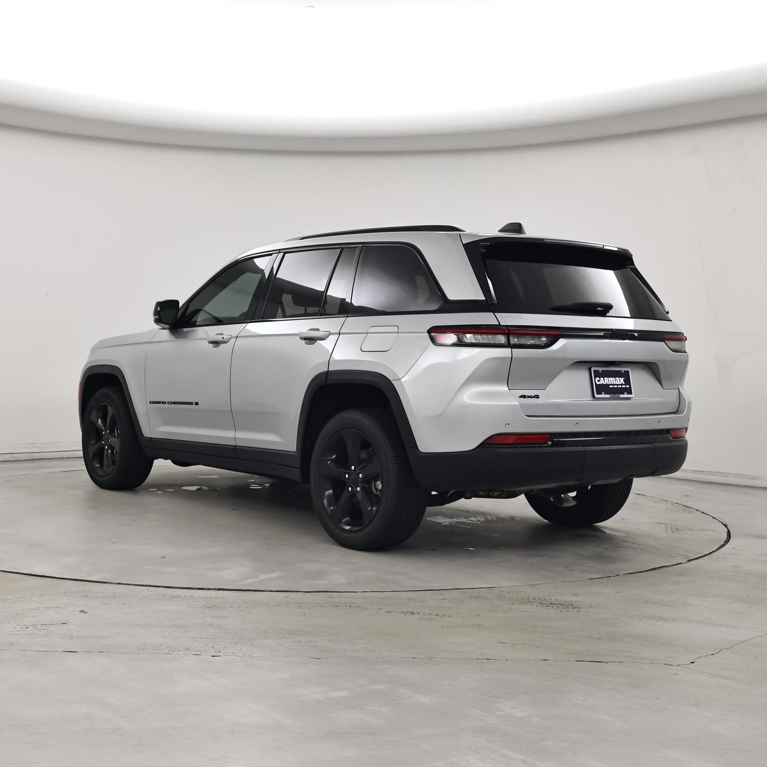 Thumbnail: 2023 Jeep Grand Cherokee - 2