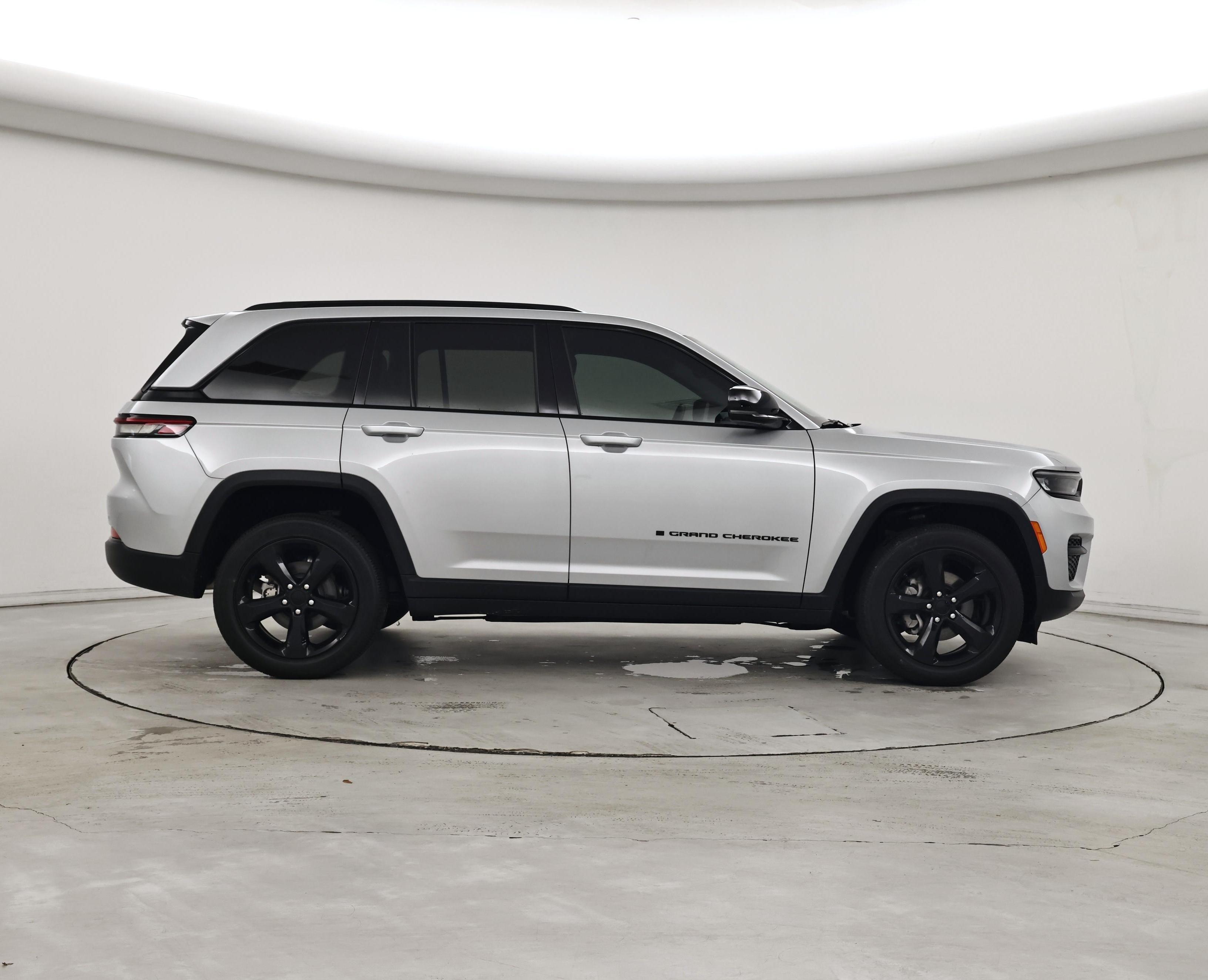 Thumbnail: 2023 Jeep Grand Cherokee - 7