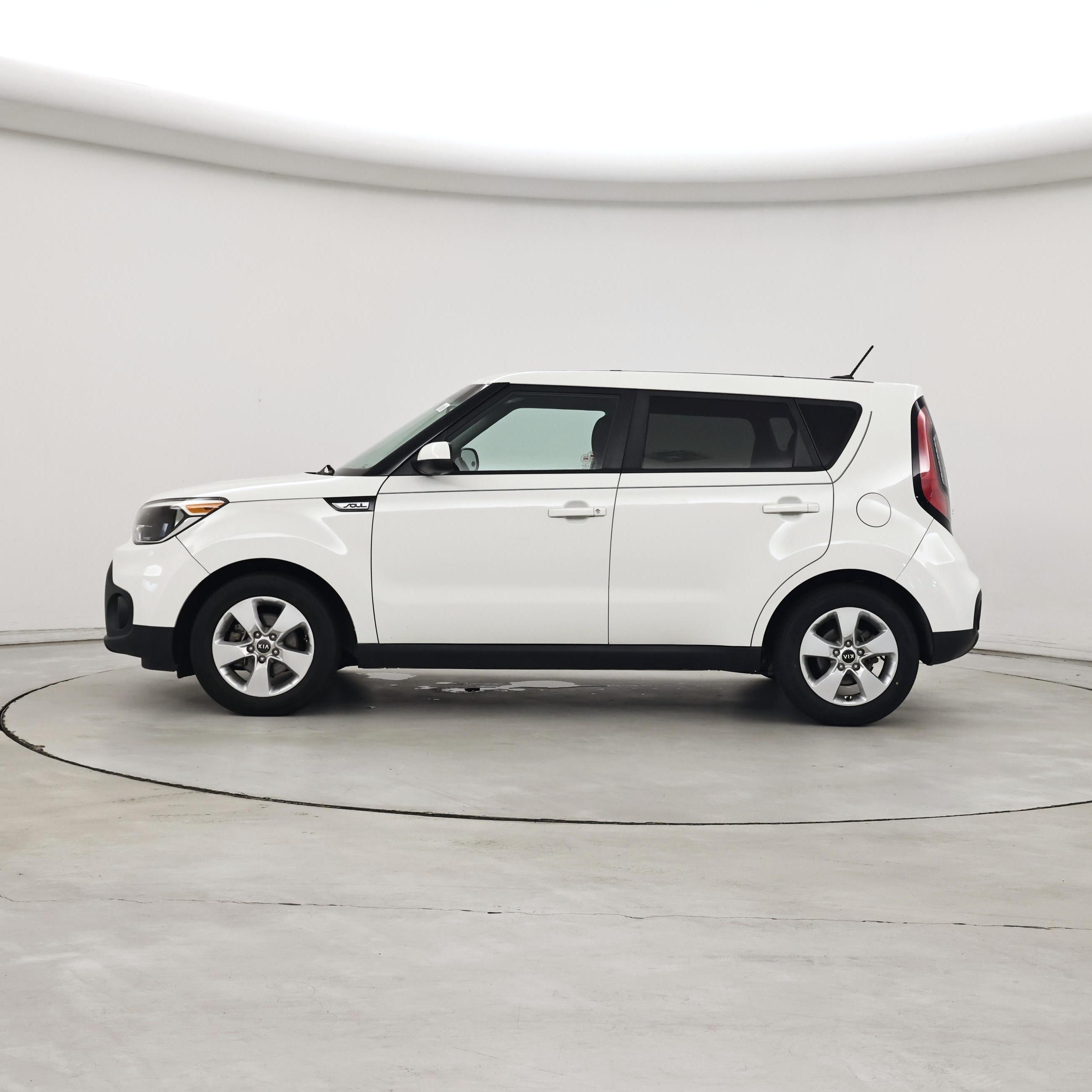 Thumbnail: 2017 Kia Soul - 3