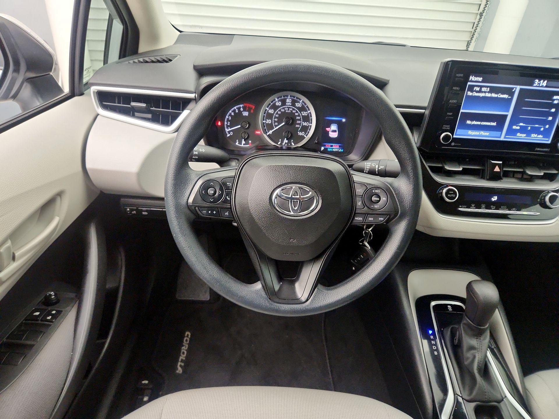 Thumbnail: 2022 Toyota Corolla - 10