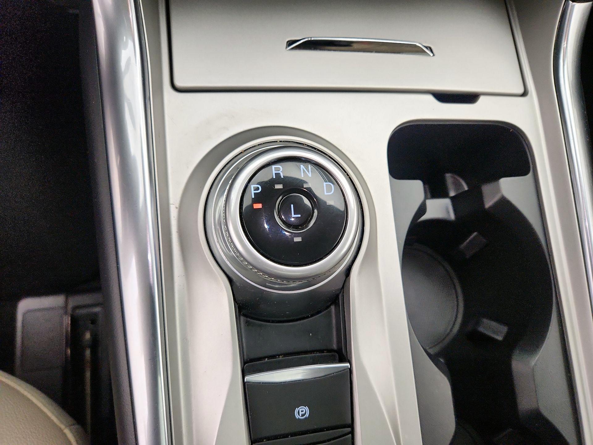 Thumbnail: 2022 Ford Explorer - 18