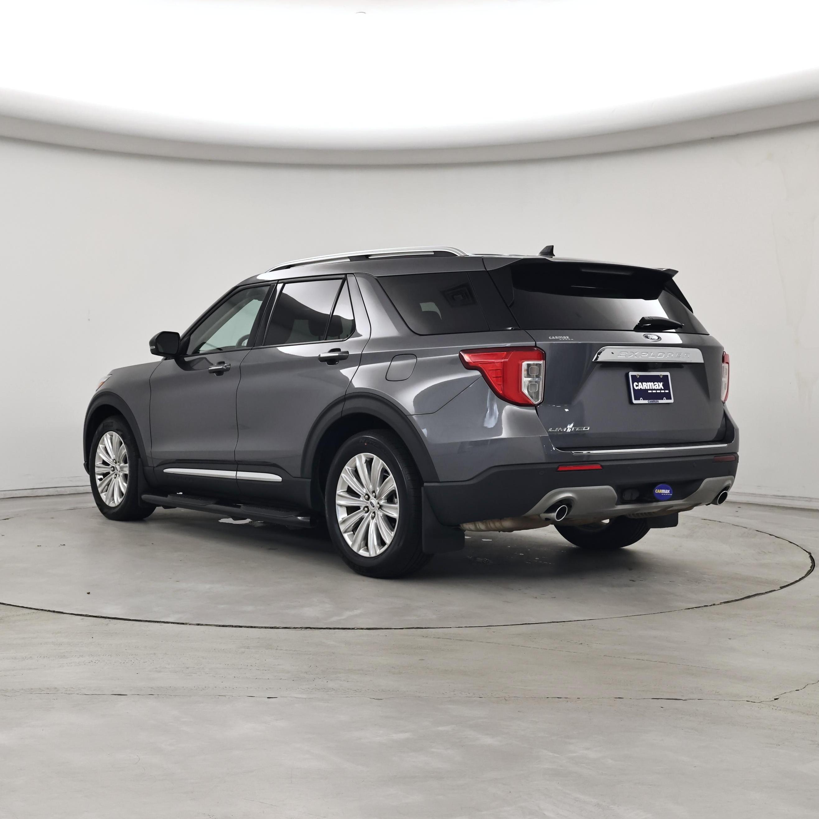 Thumbnail: 2022 Ford Explorer - 2
