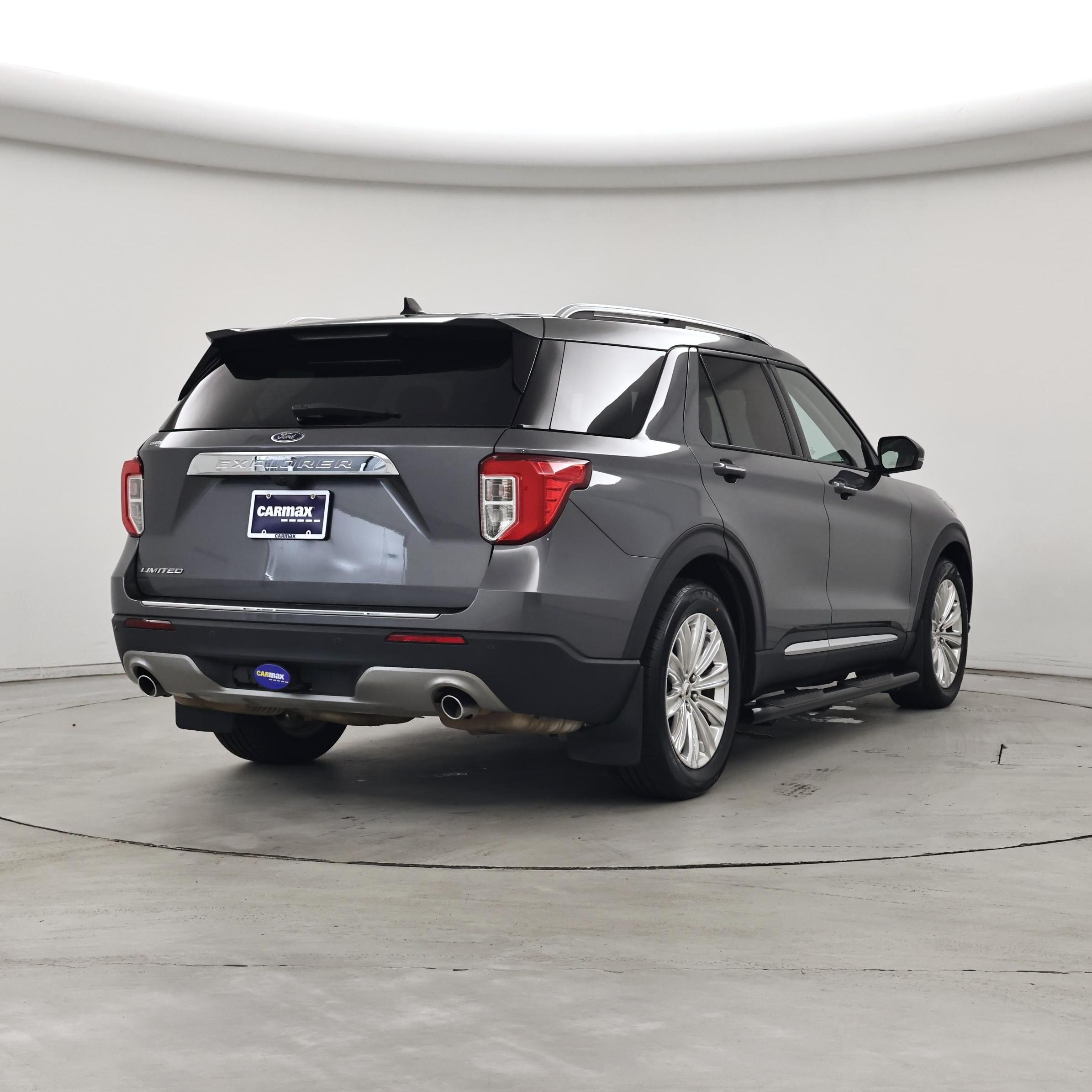 Thumbnail: 2022 Ford Explorer - 8