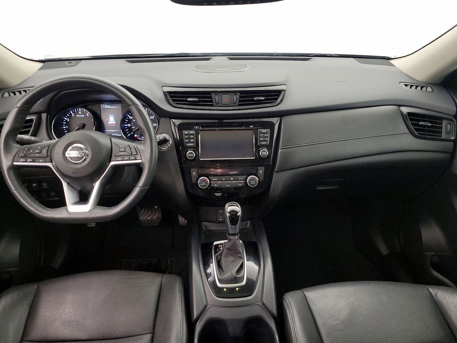 2017 Nissan Rogue SV - Photo 10
