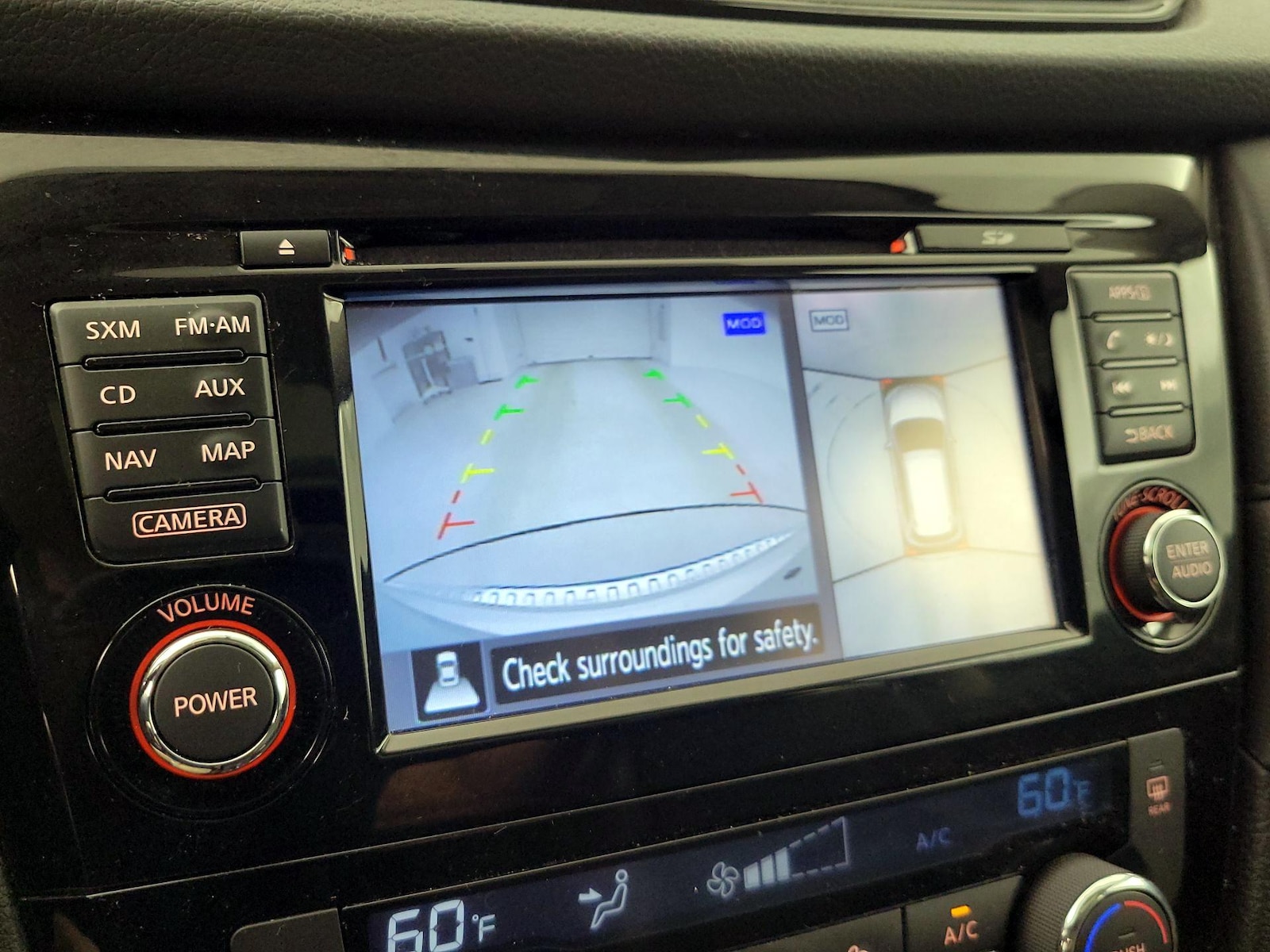 2017 Nissan Rogue SV - Photo 16