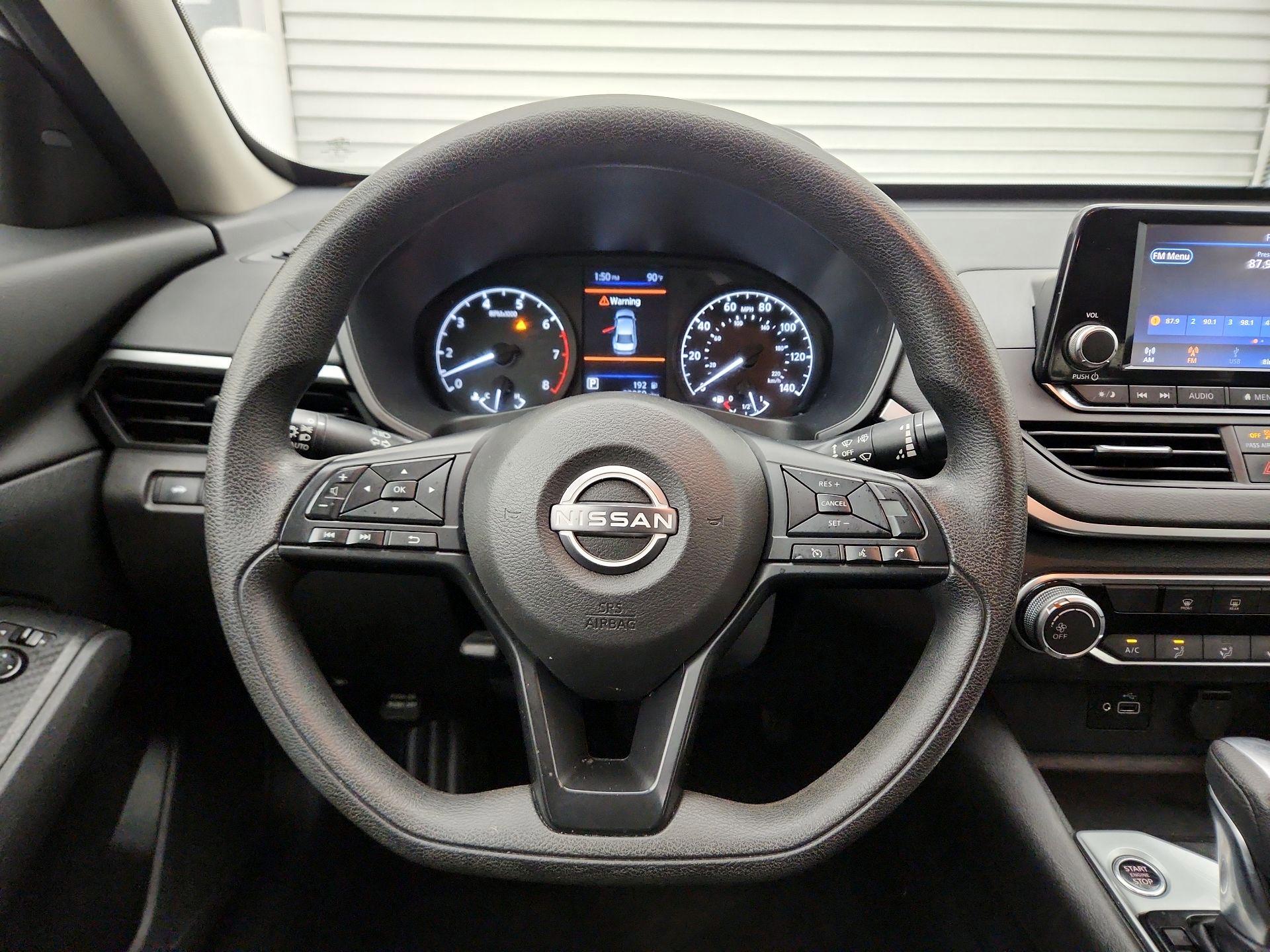 Thumbnail: 2023 Nissan Altima - 10